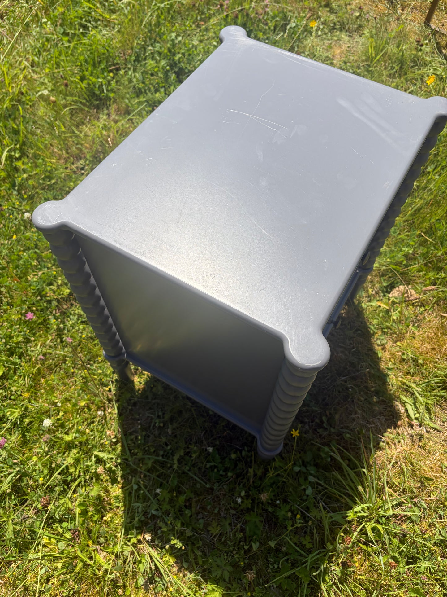 SIDE TABLES