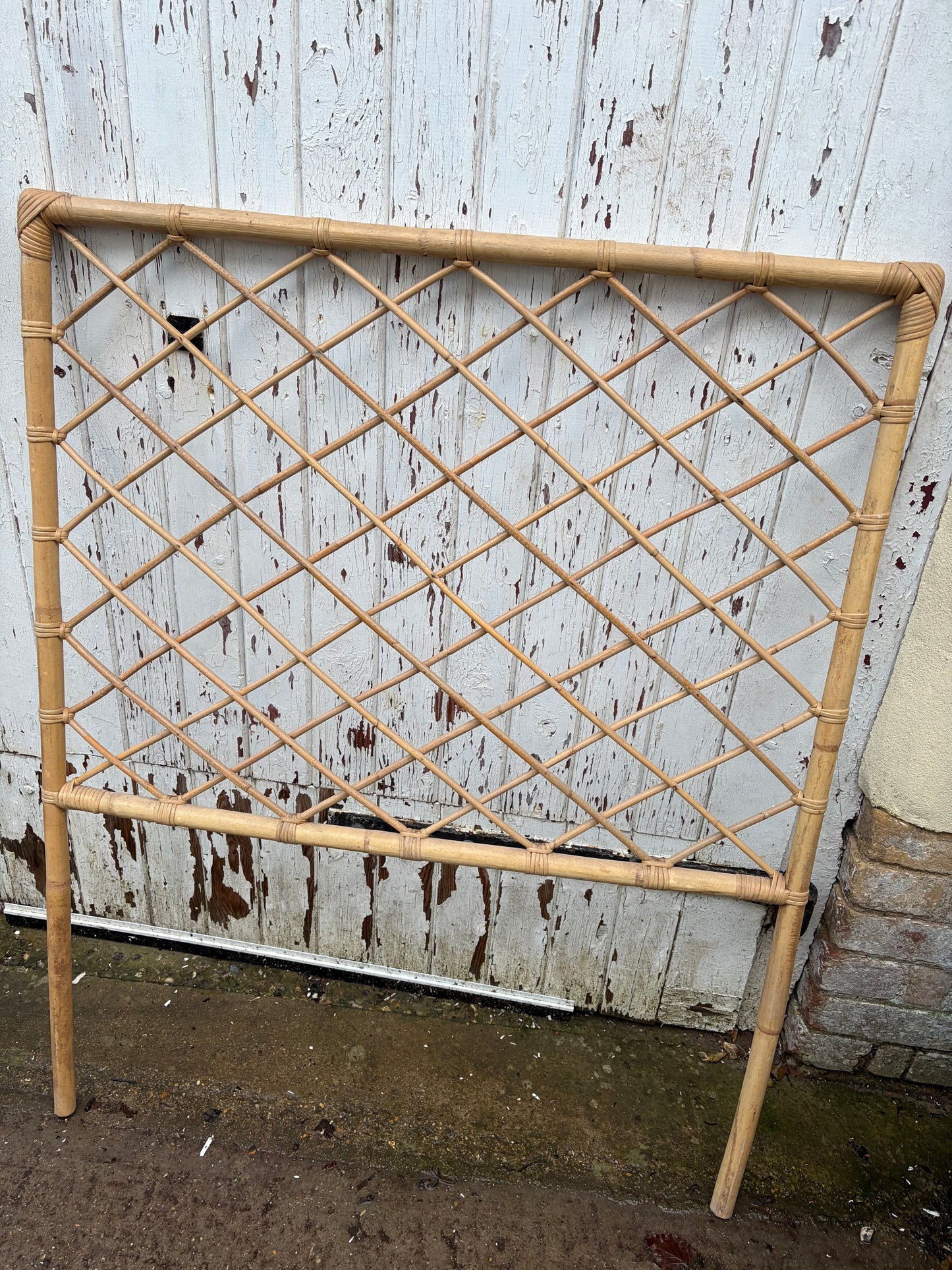 SINGLE HEADBOARD