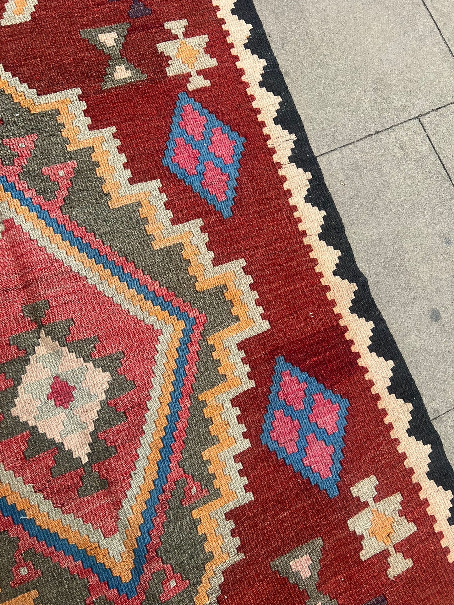 VINTAGE KILIM