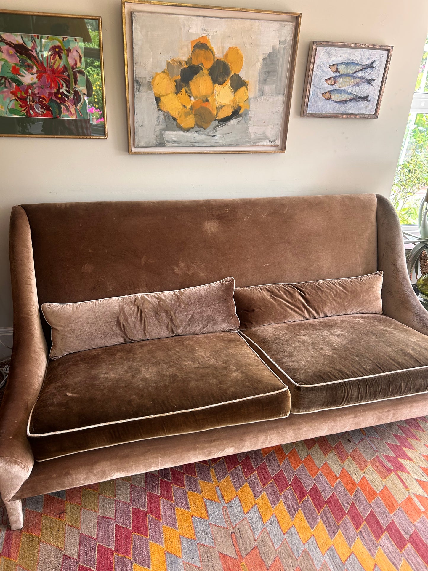 VELVET SOFA