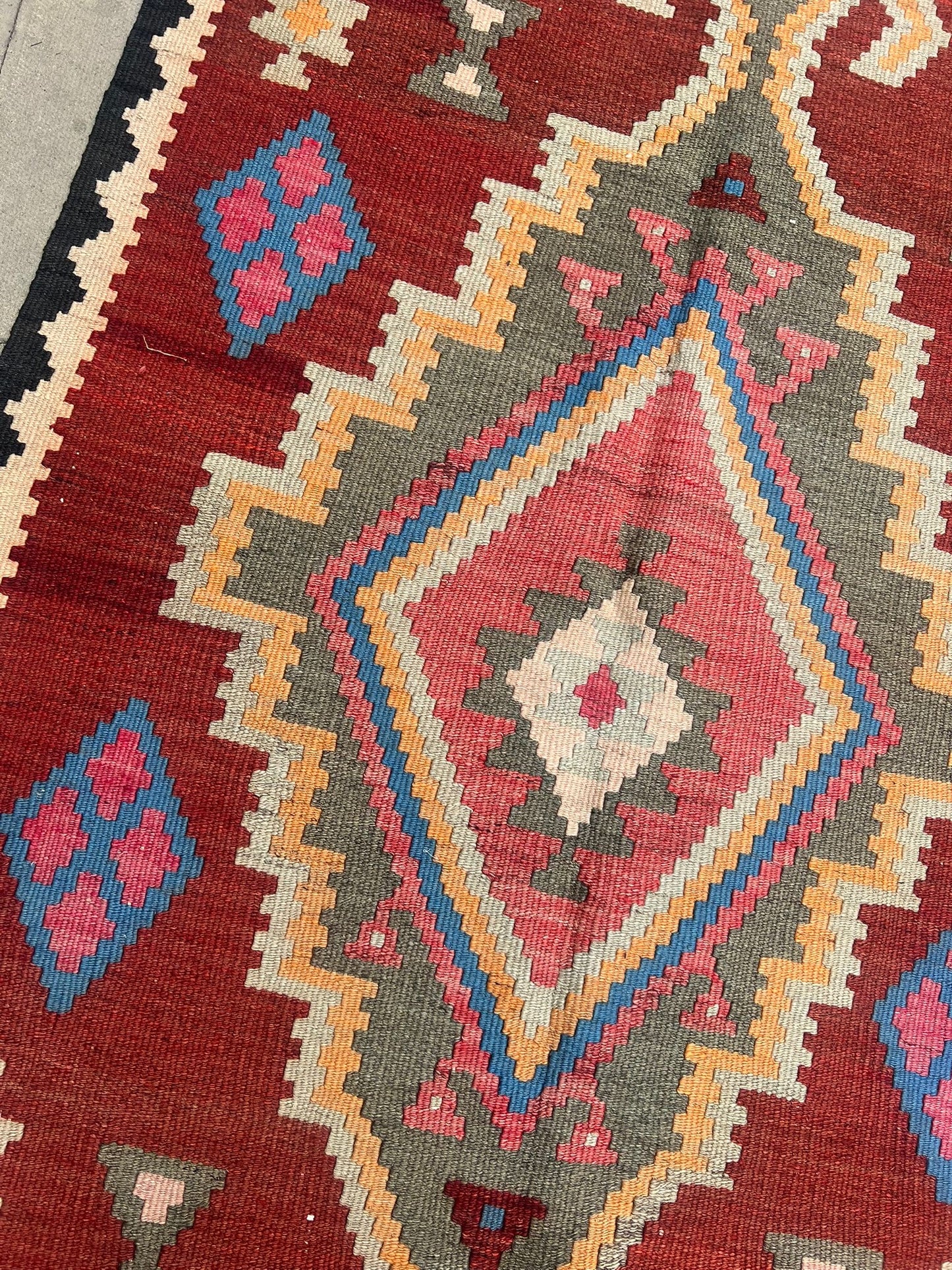 VINTAGE KILIM
