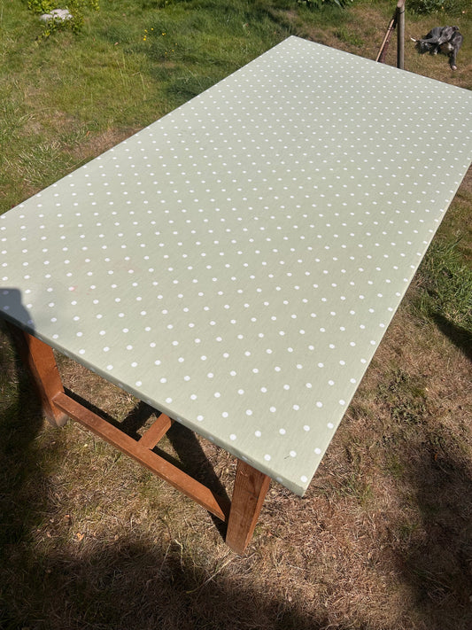 PERFECT KITCHEN TABLE