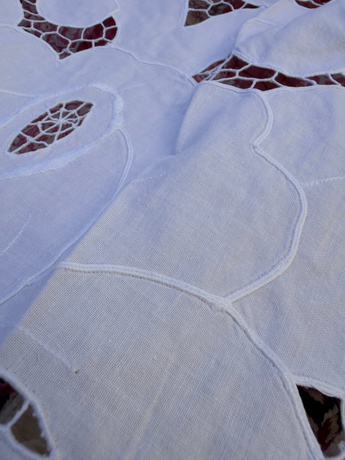 ROUND TABLECLOTH