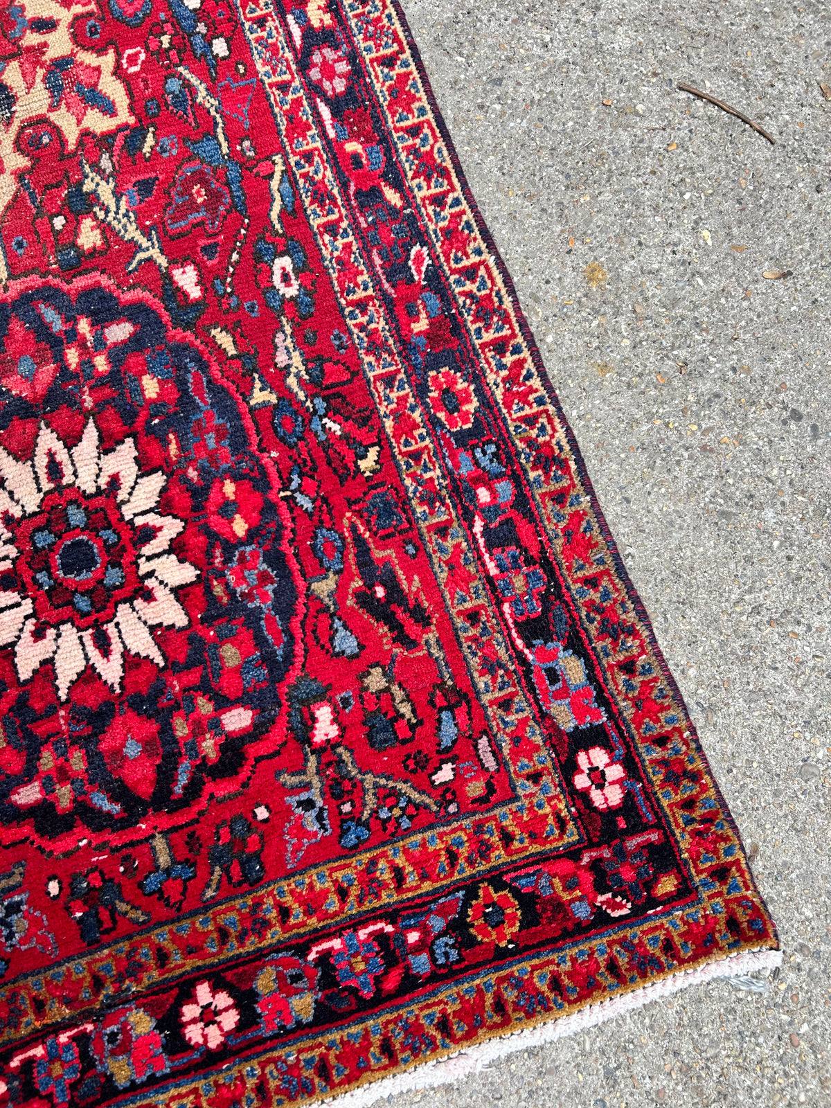 CARPET RUNNER