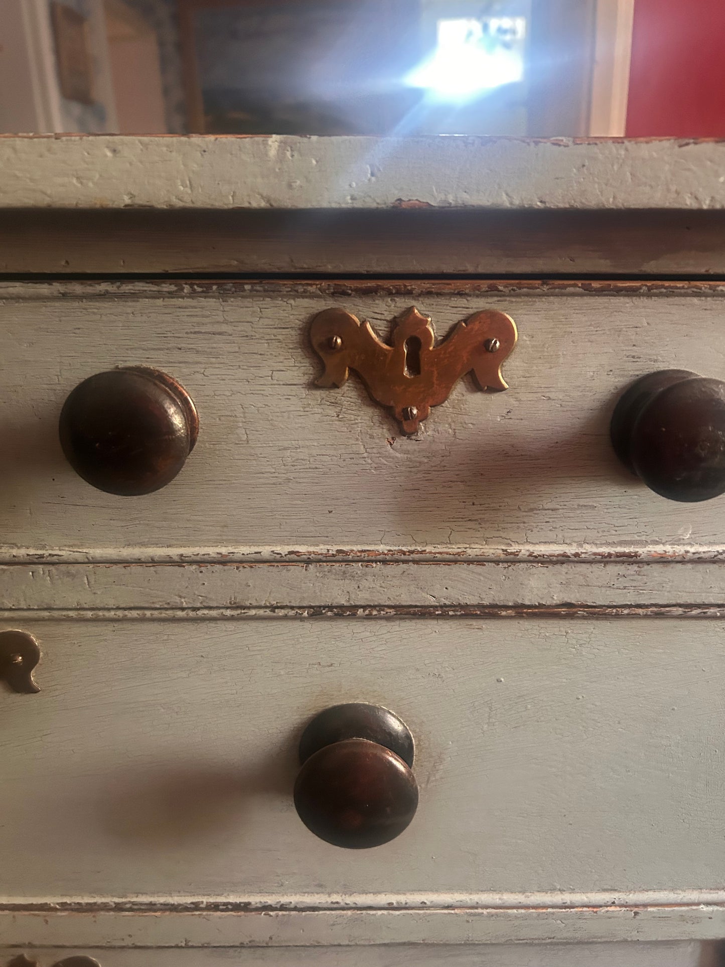 BLUE CHEST OF DRAWERS