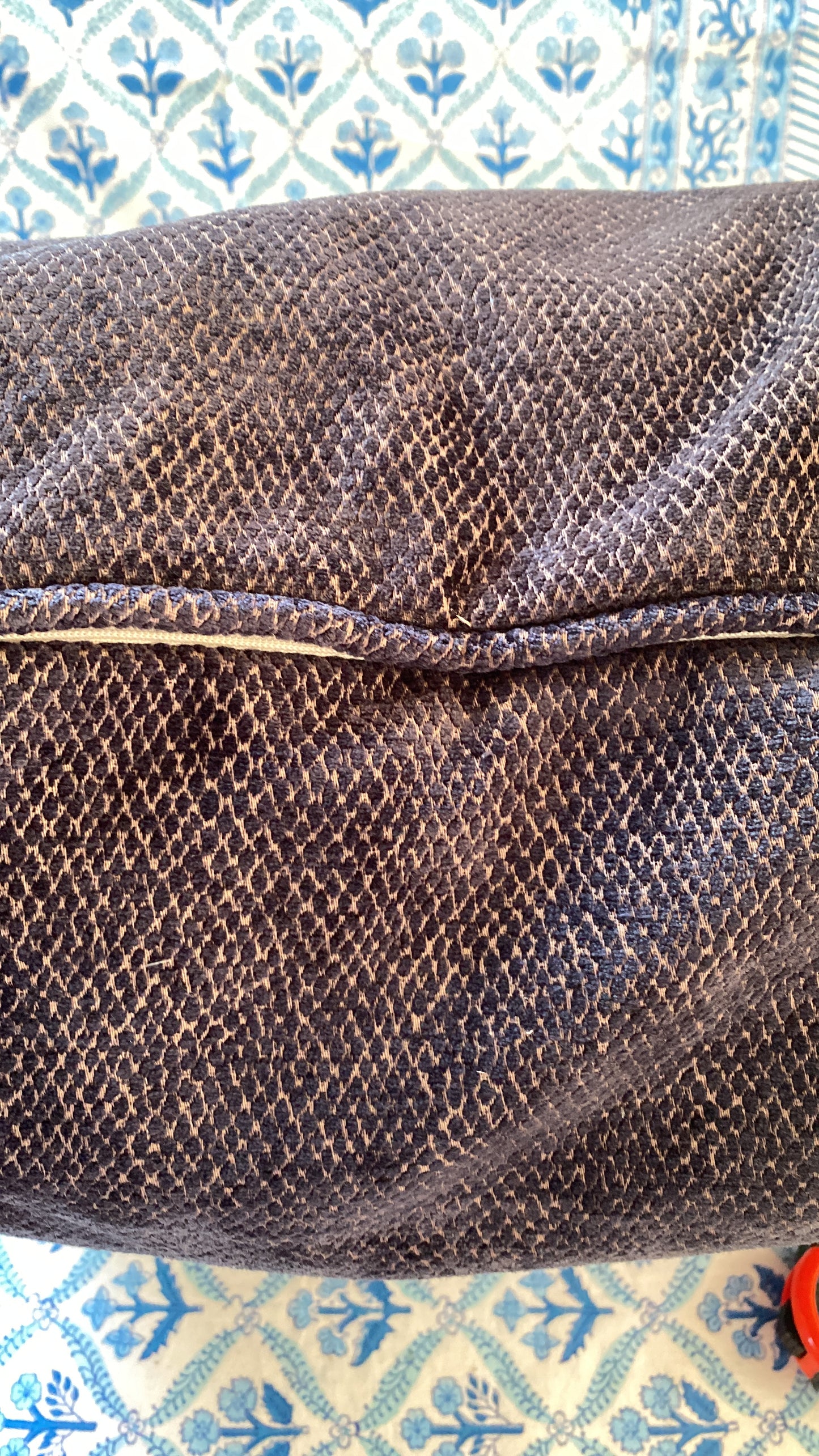 THREE CUSHIONS