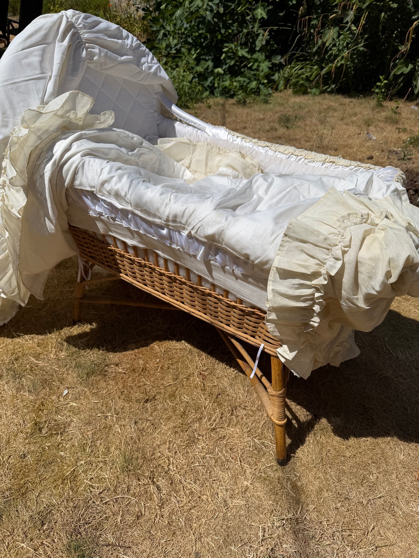 CHILDS CRIB