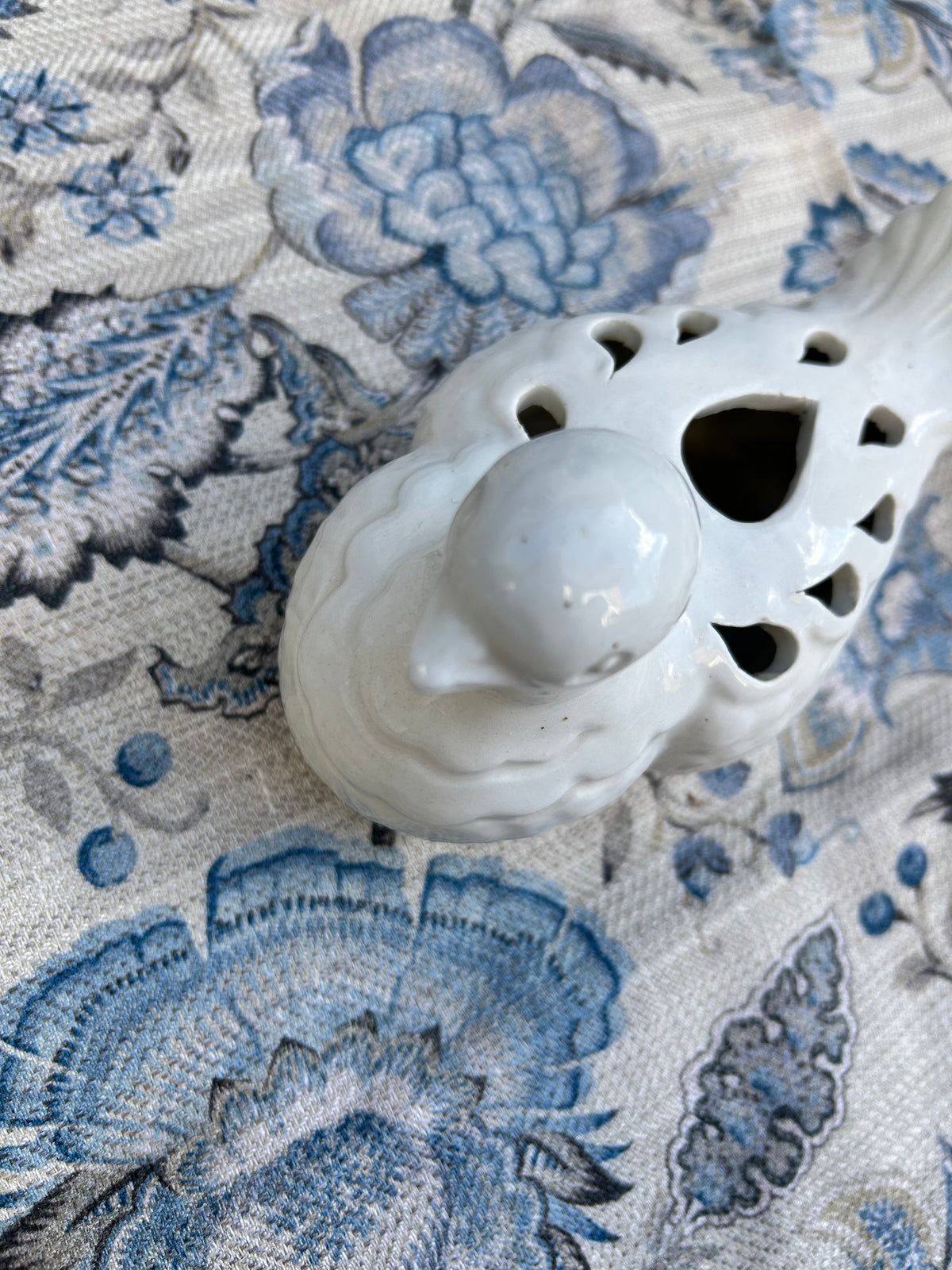 CERAMIC DOVE
