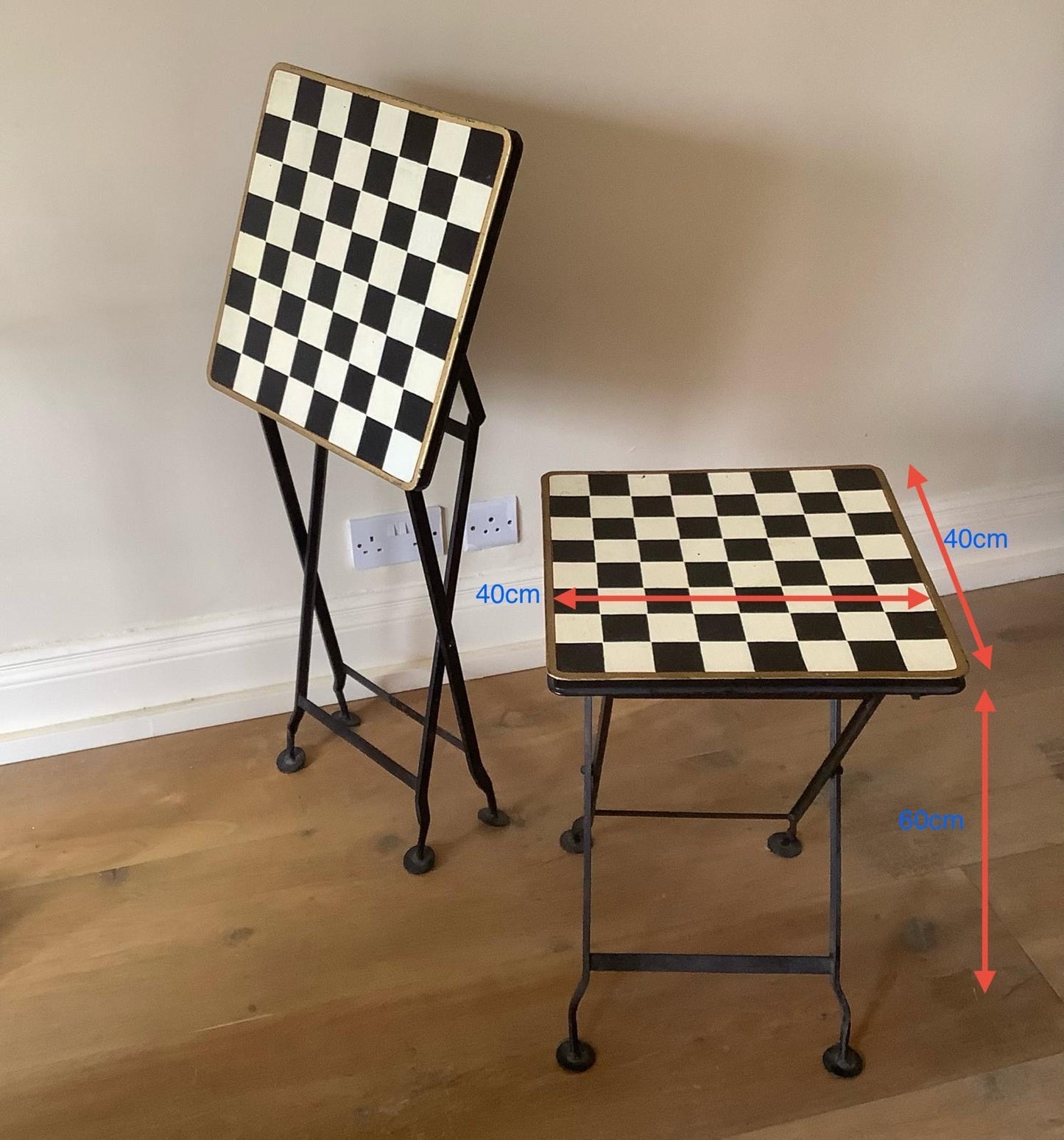 X 2 GAMES TABLES