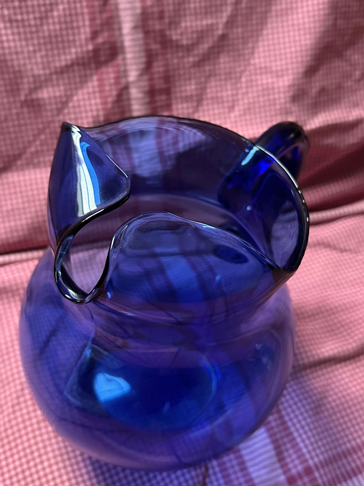 GLASS JUG