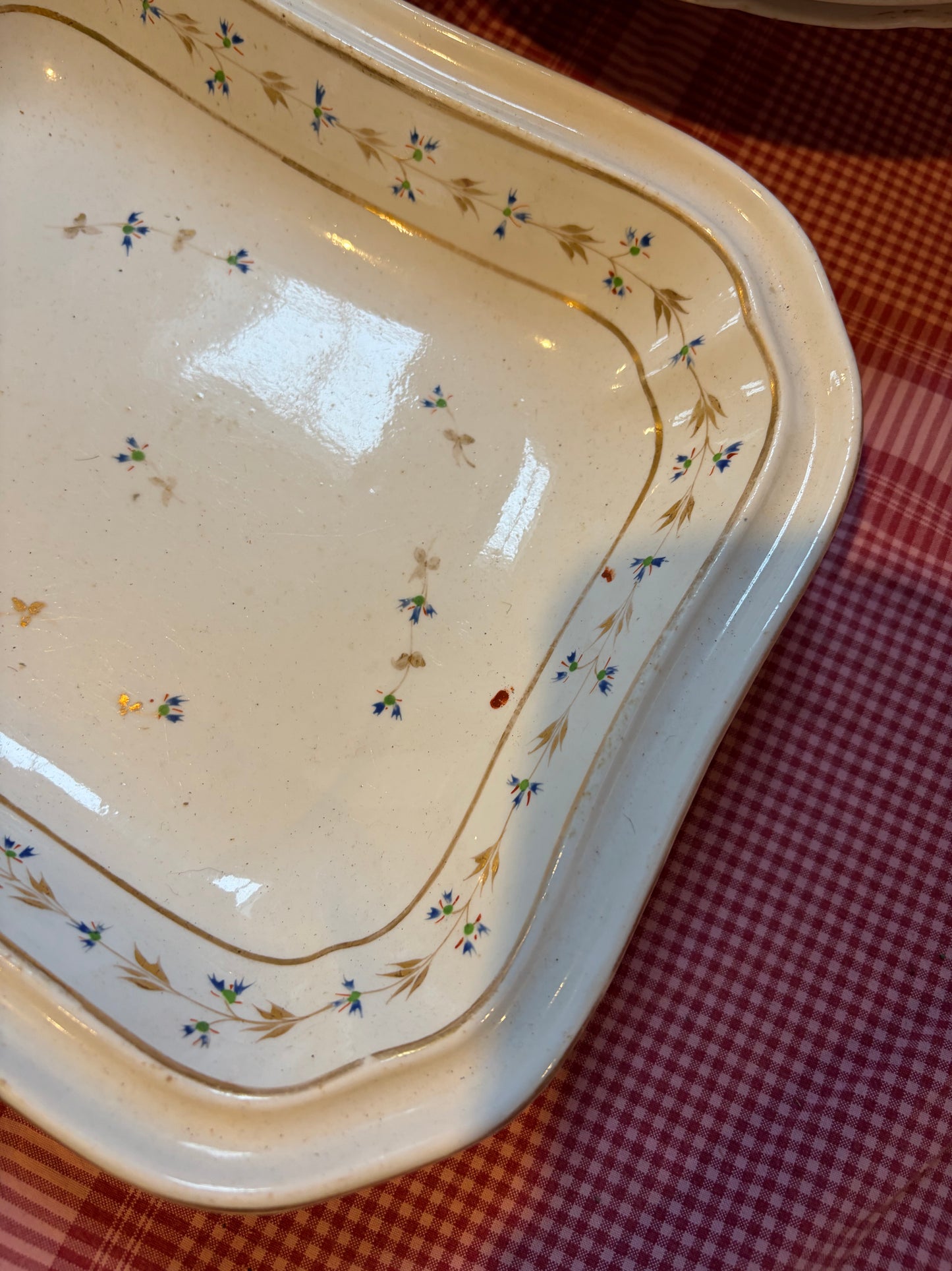 DISH AND PLATES