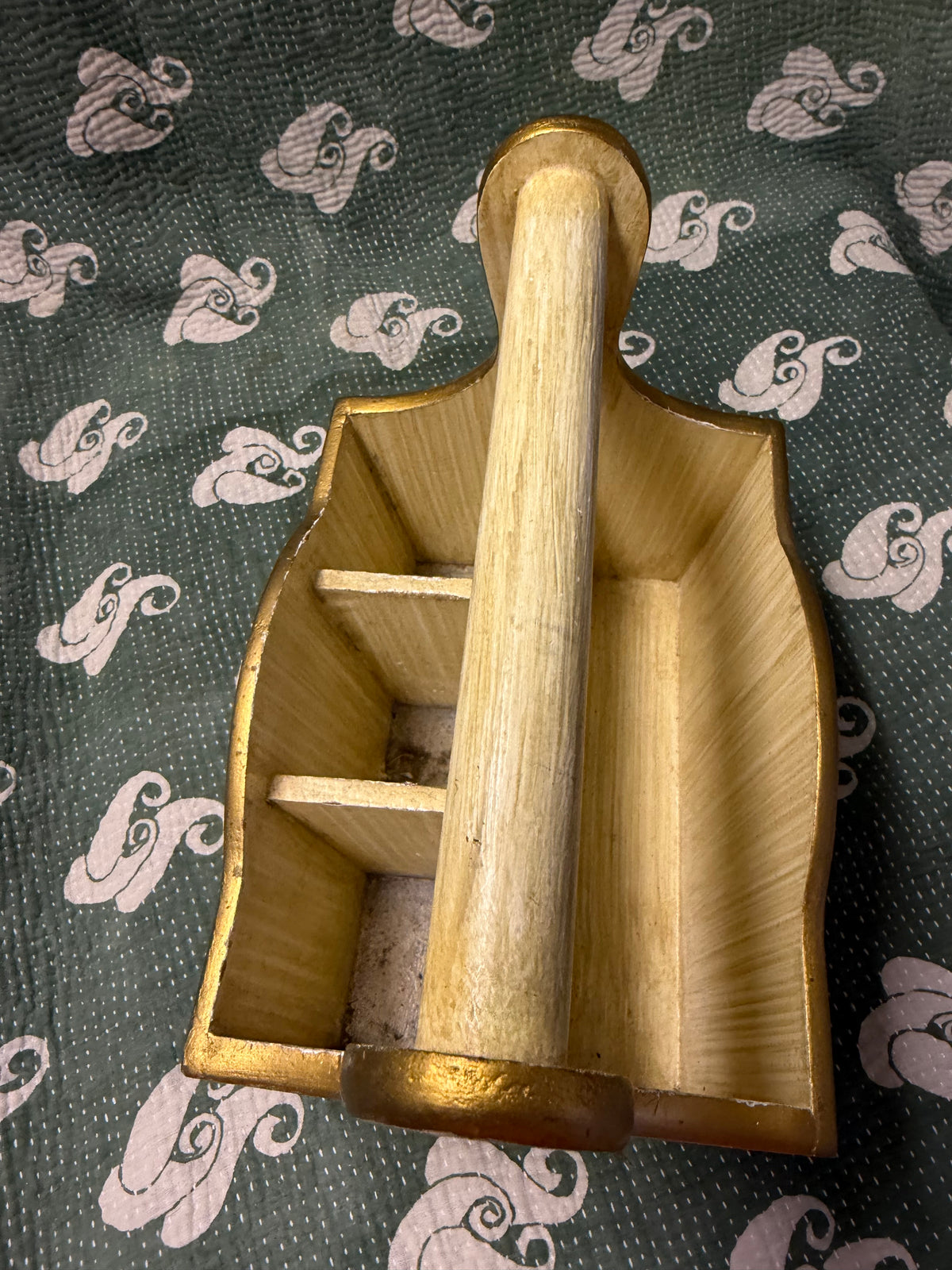 WOODEN CUTLERY CADDY