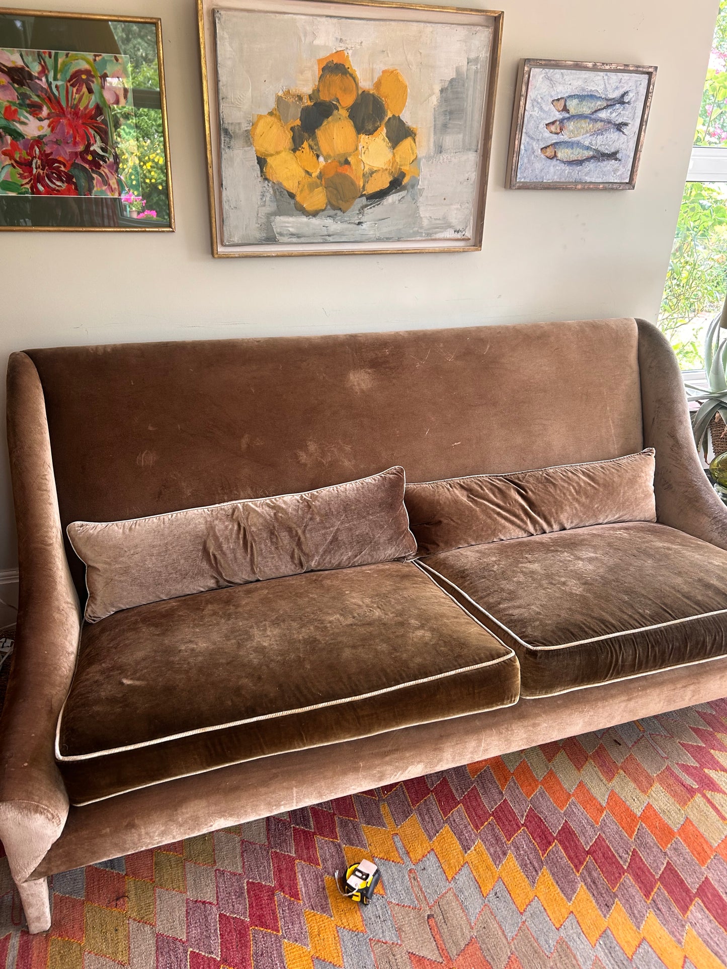 VELVET SOFA