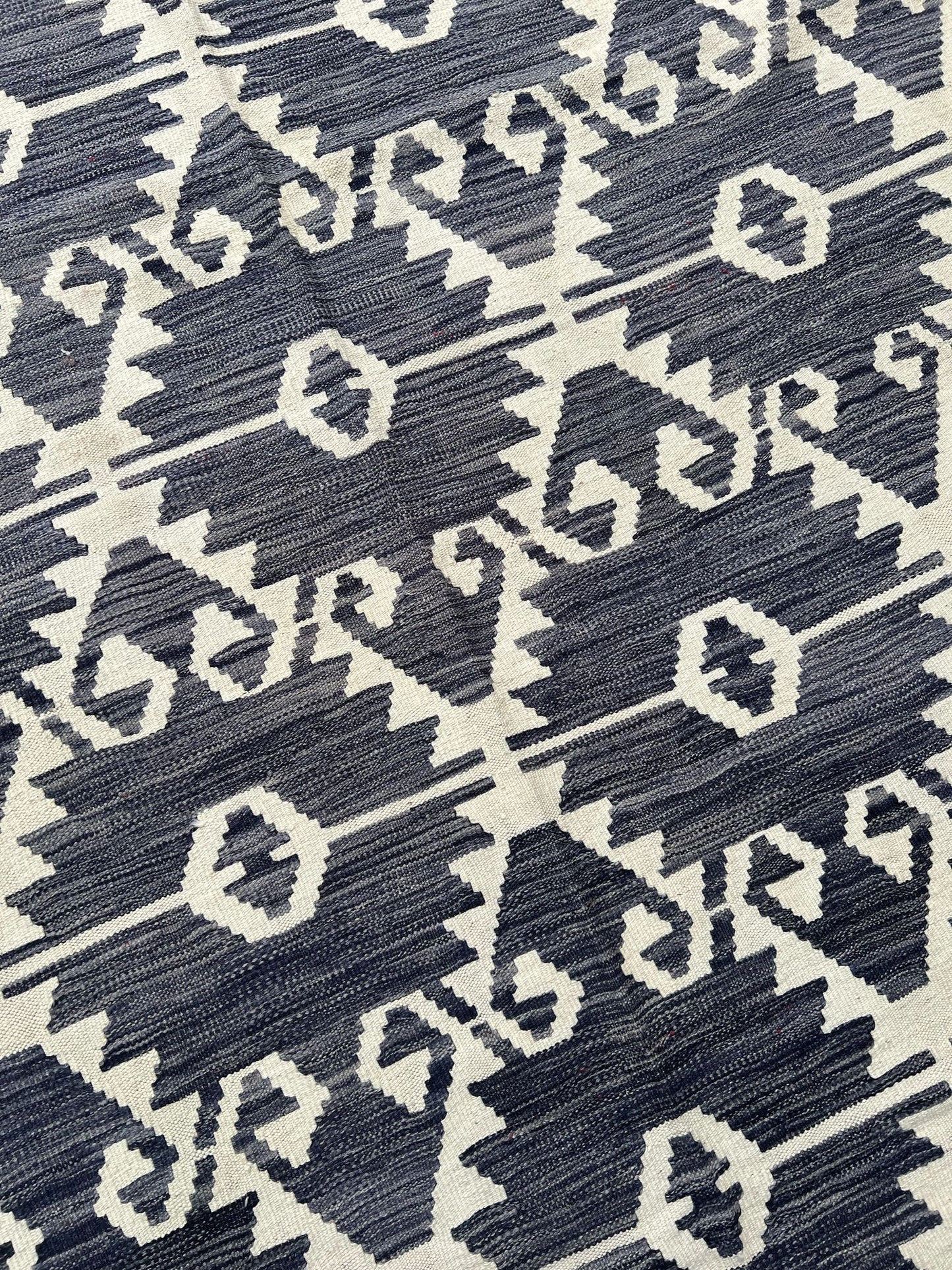 NAVY RUG