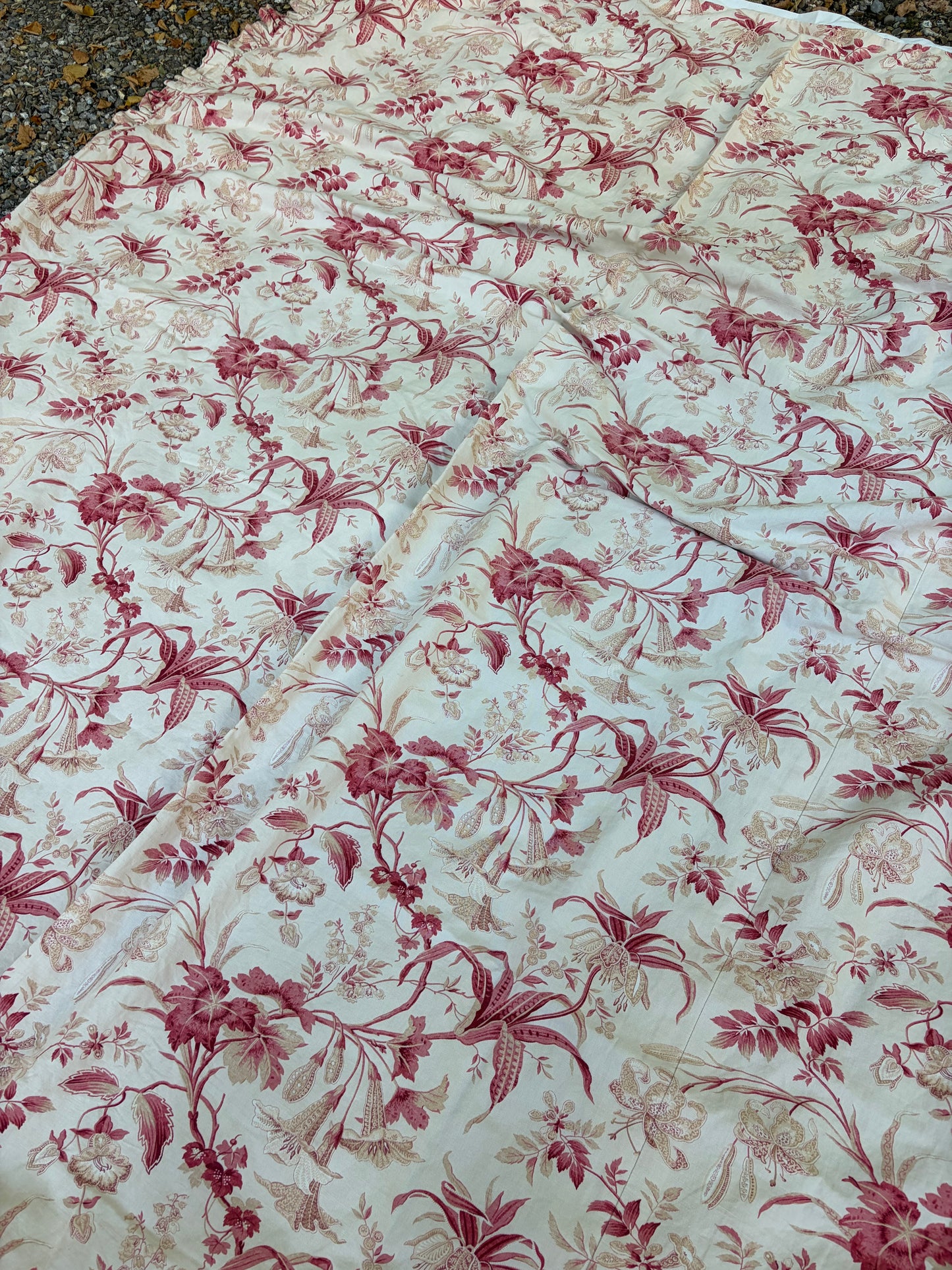 VINTAGE CLOTH
