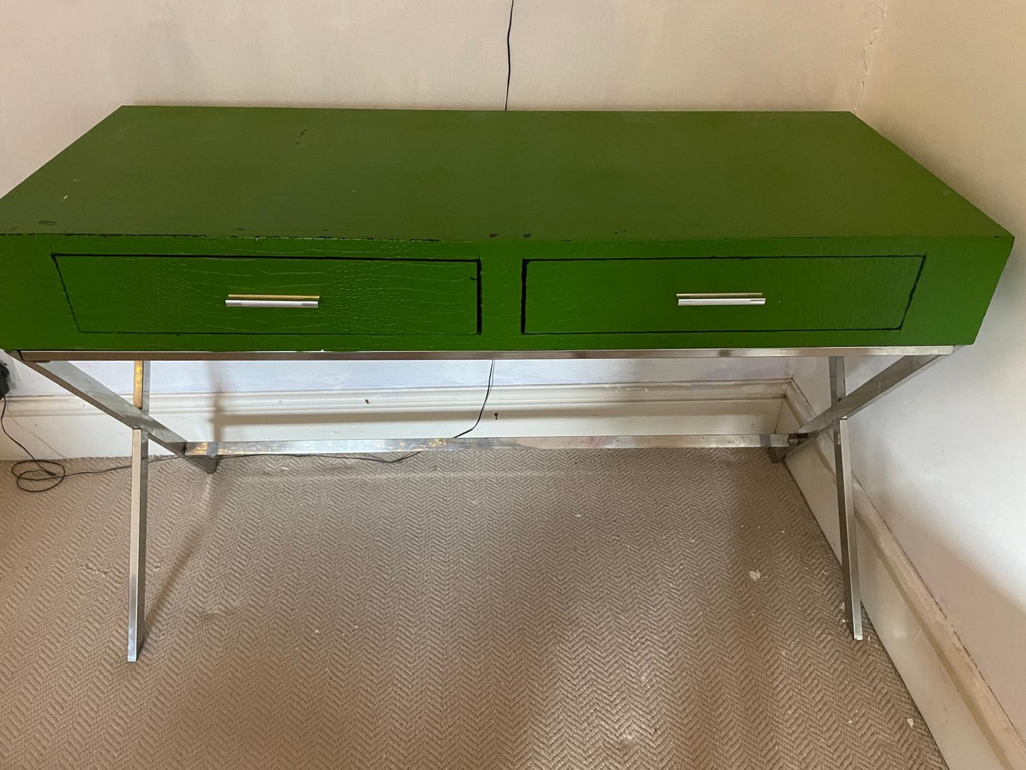 DESK