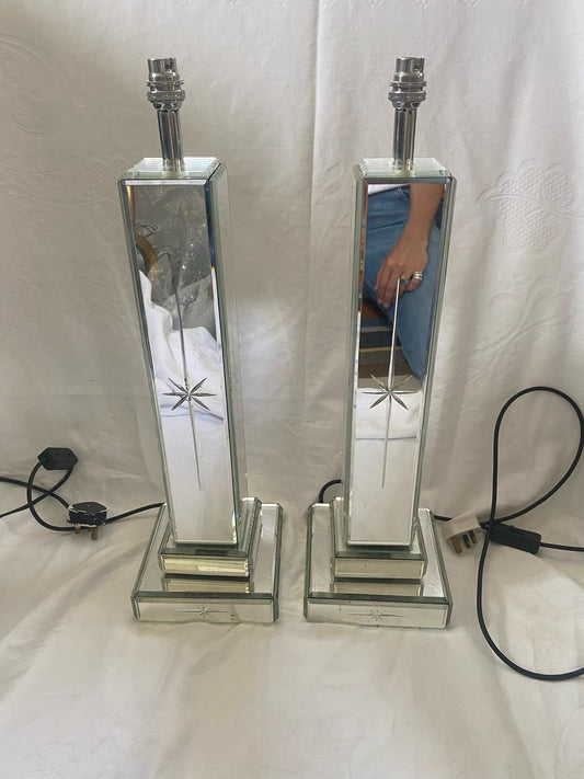 MIRRORED LAMPS