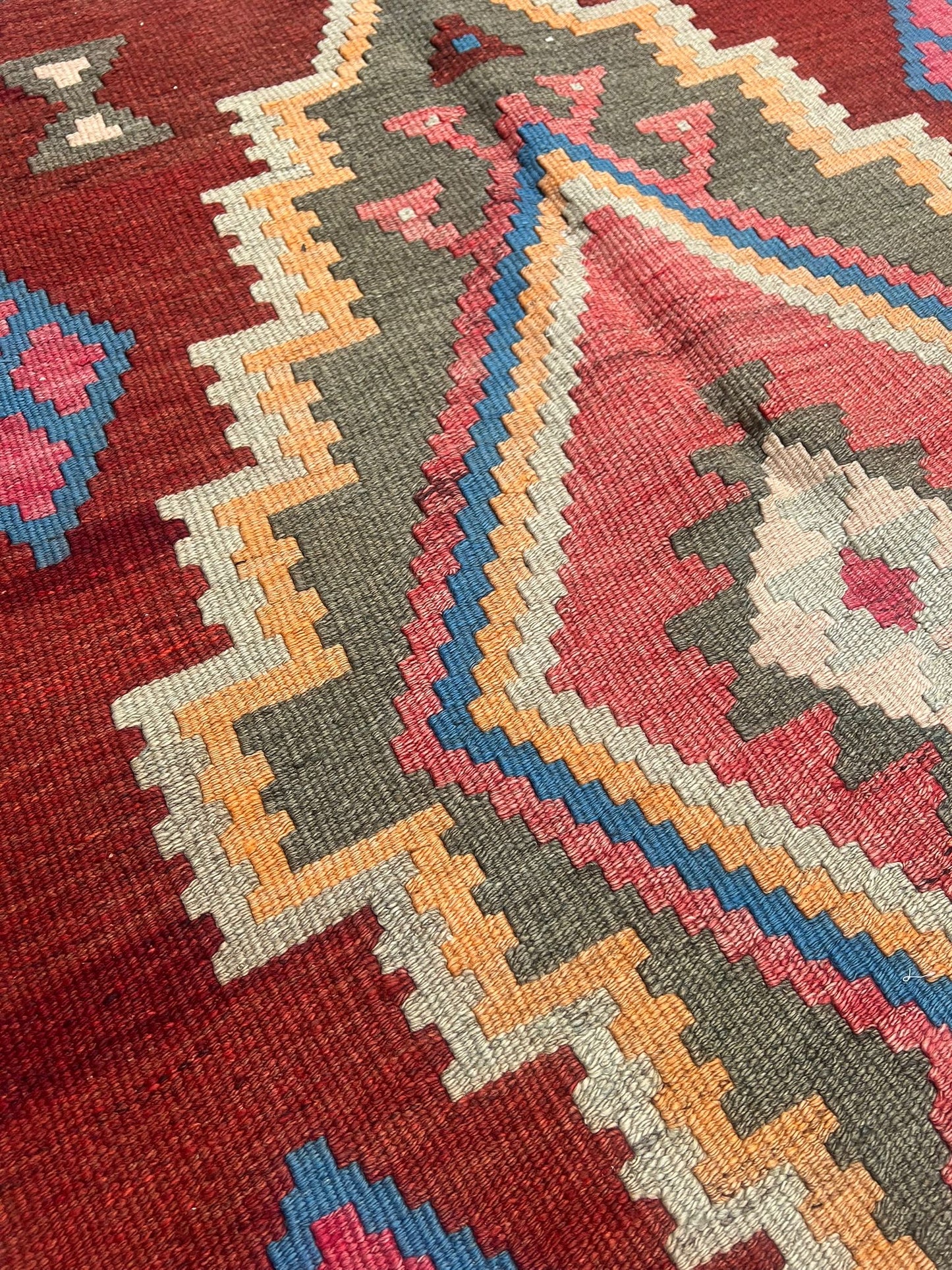 VINTAGE KILIM
