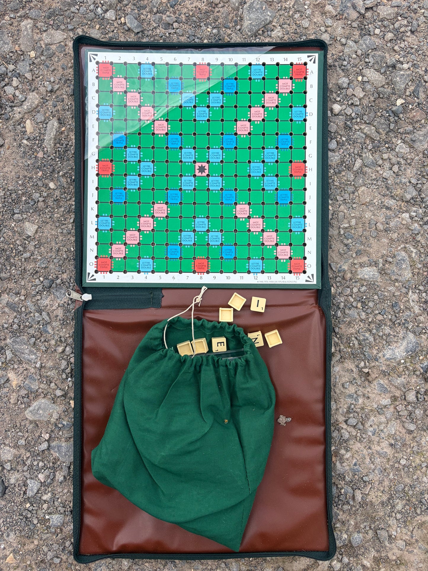TRAVEL SCRABBLE