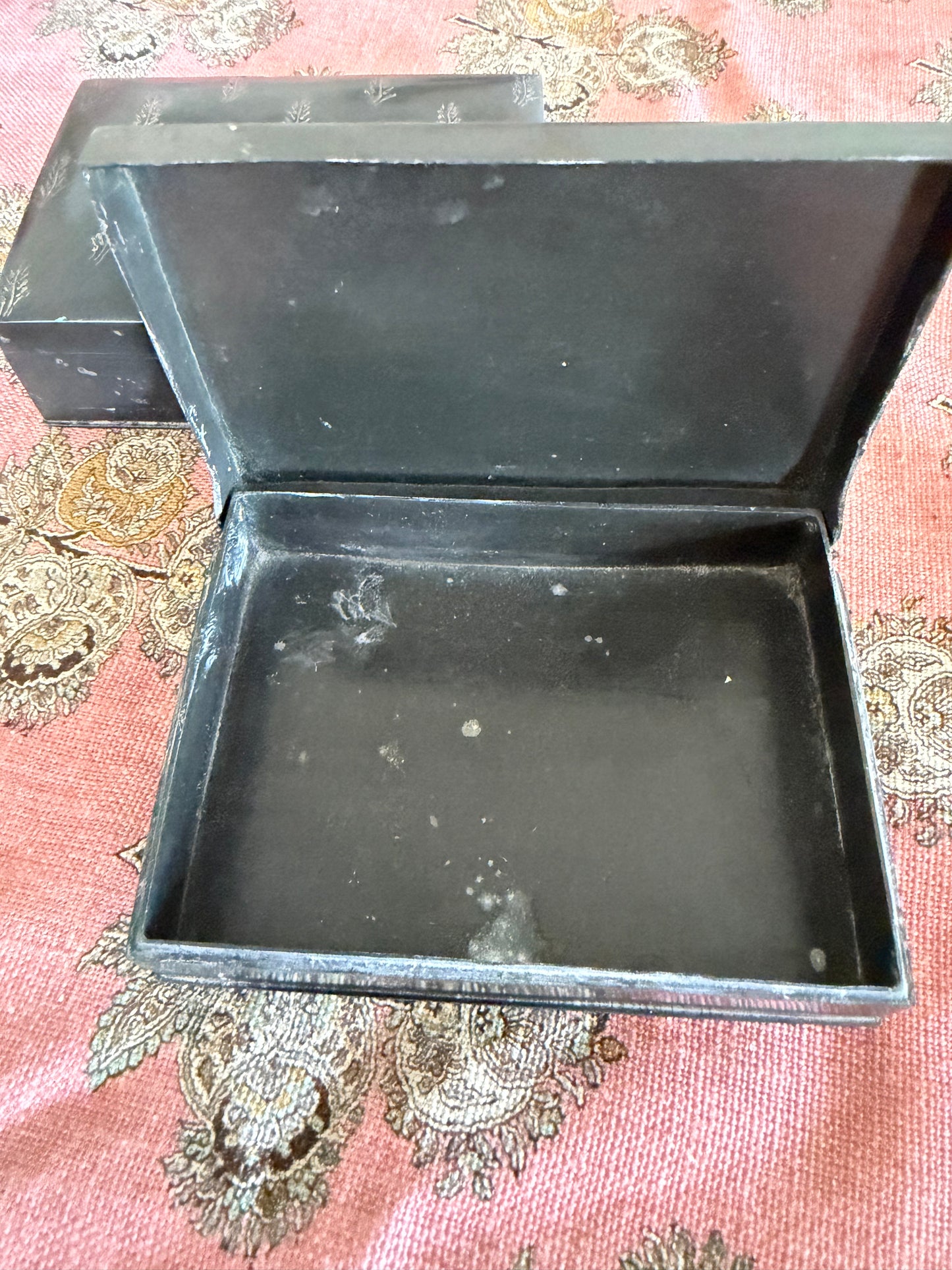 LEAD BOXES