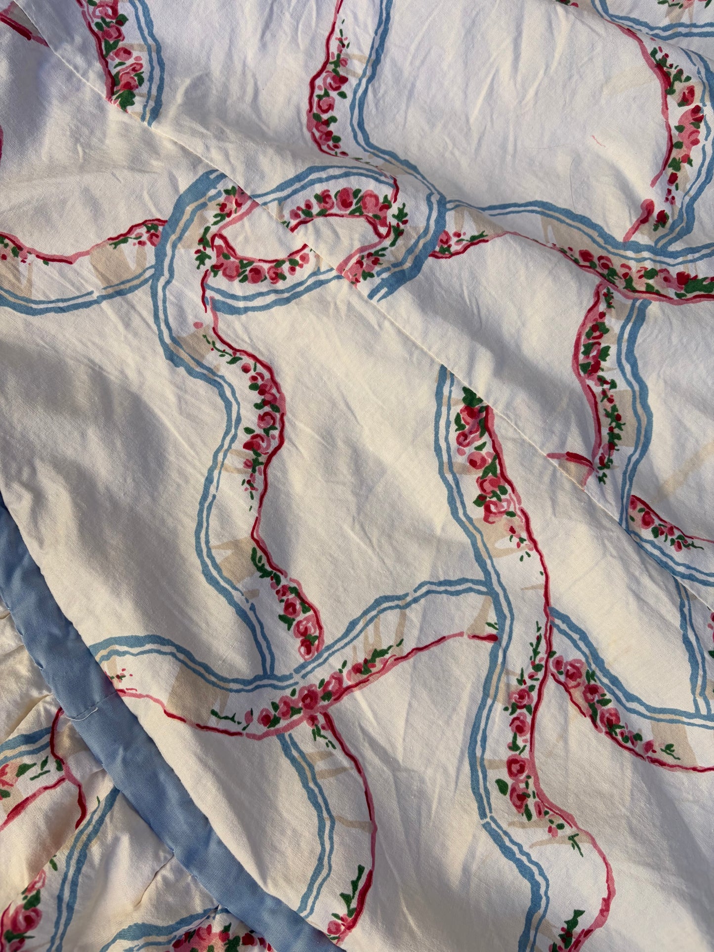 CIRCULAR CLOTH