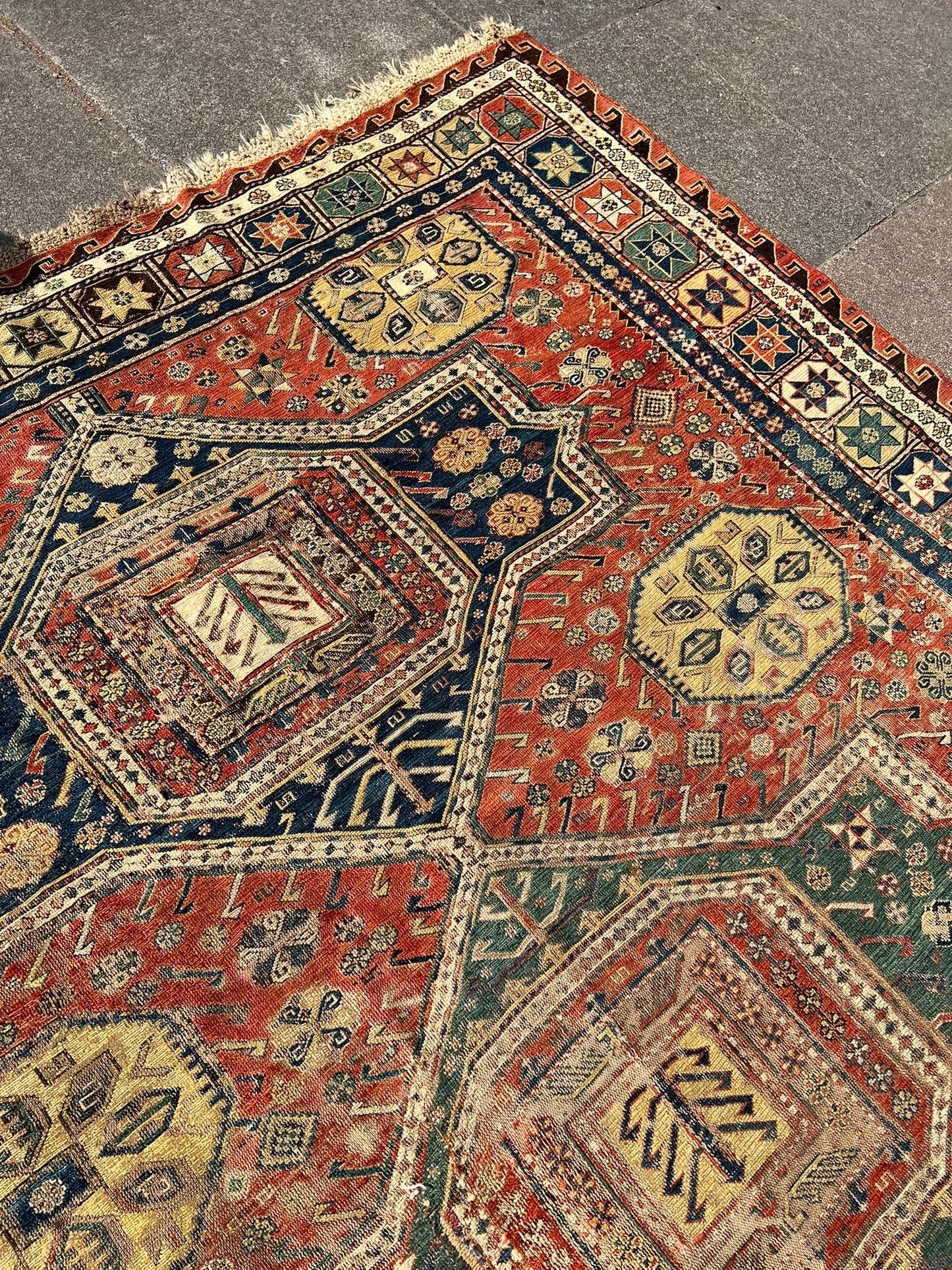 ANTIQUE RUG