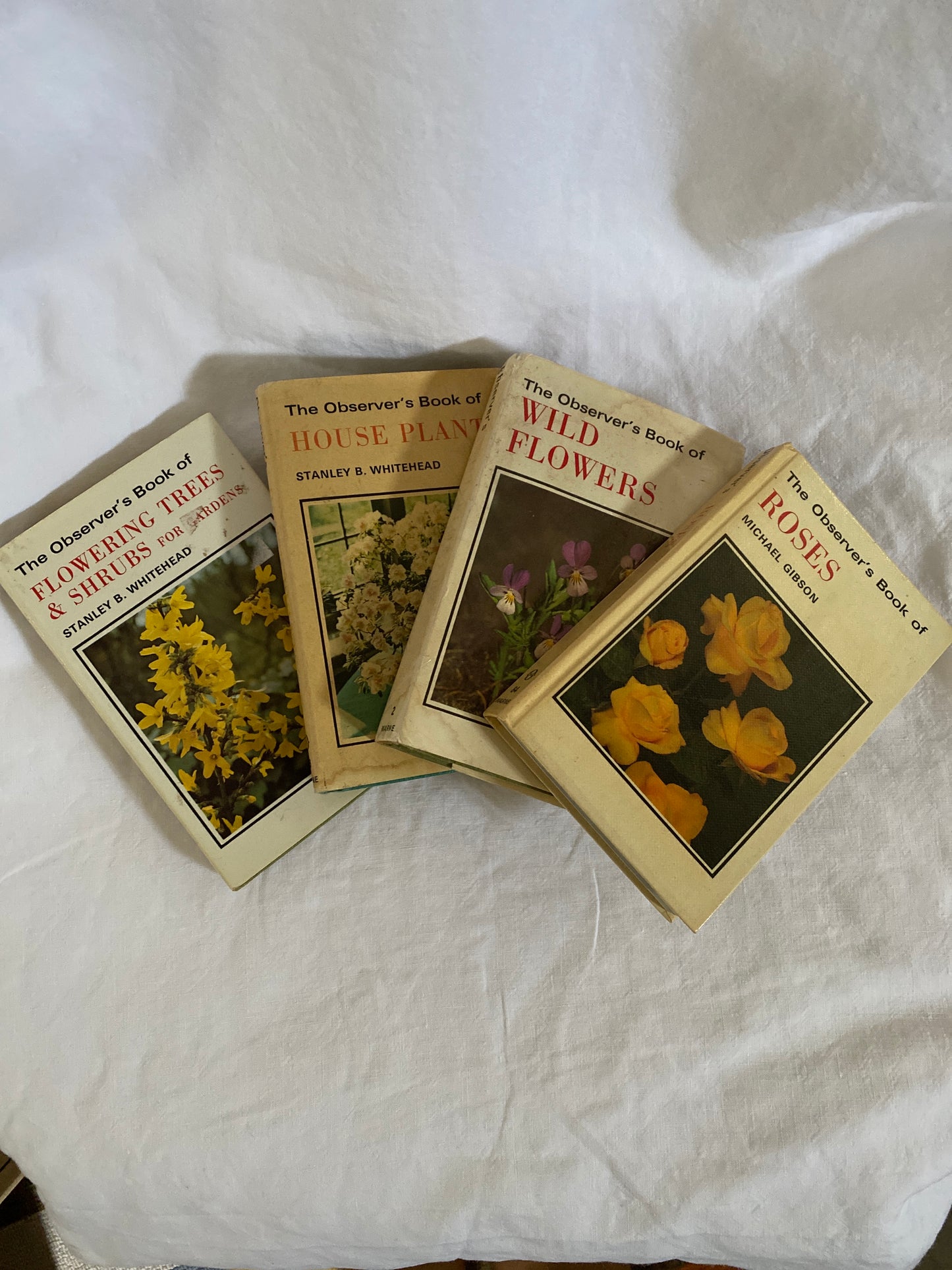 4 X OBSERVER BOOKS