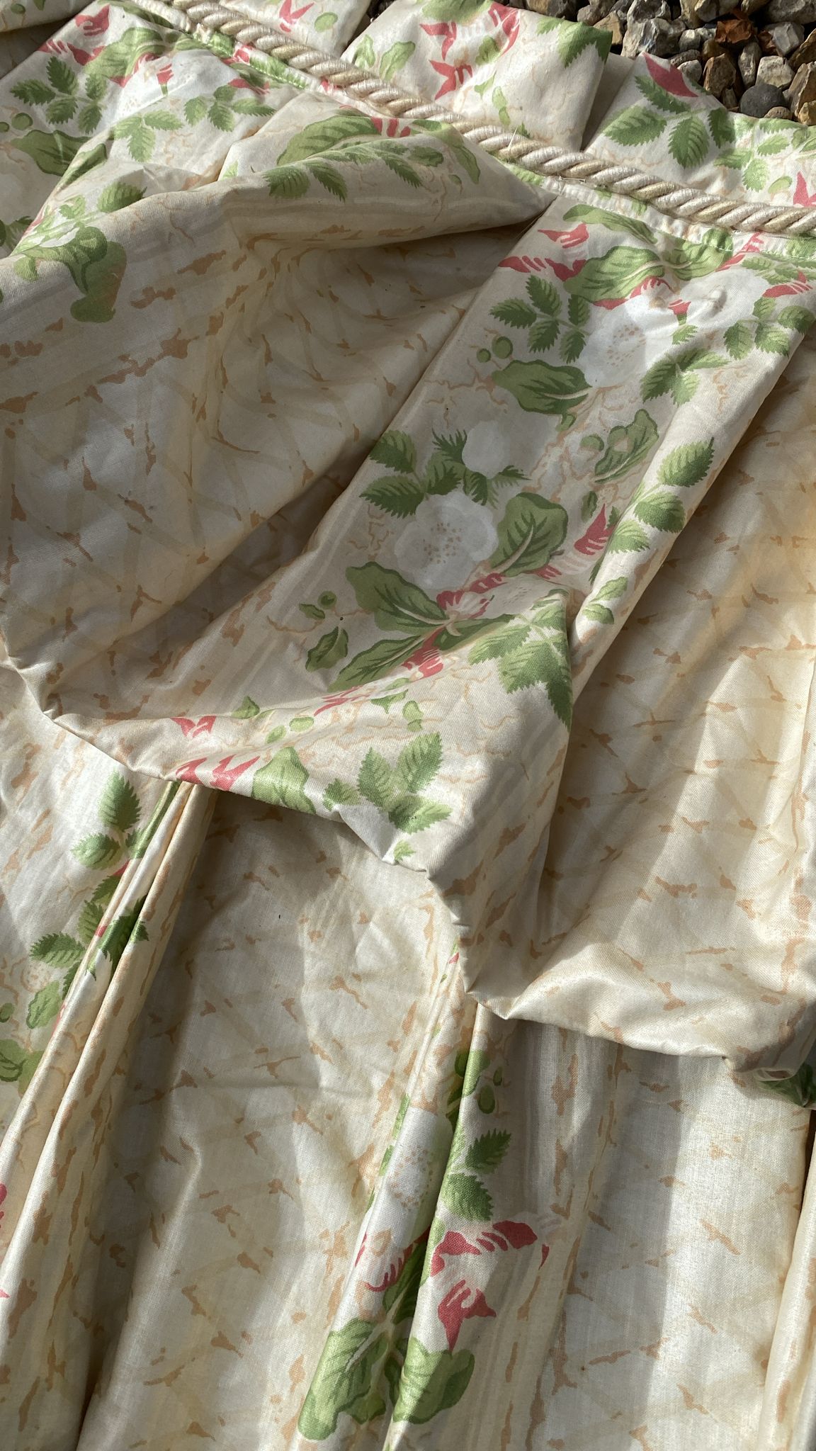 VINTAGE CURTAINS