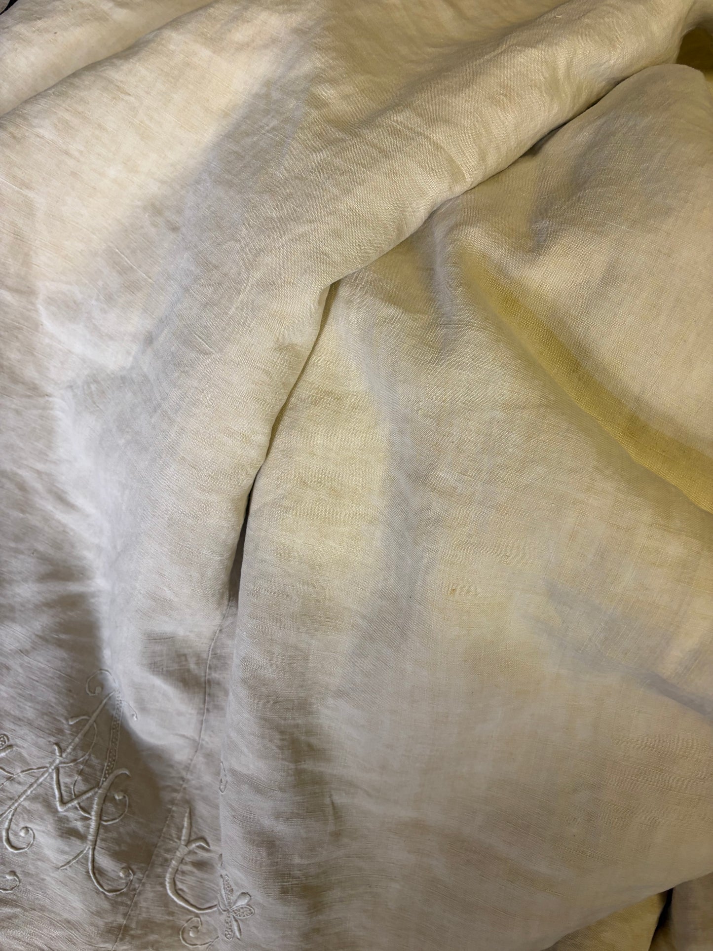 FAUX FUR THROW