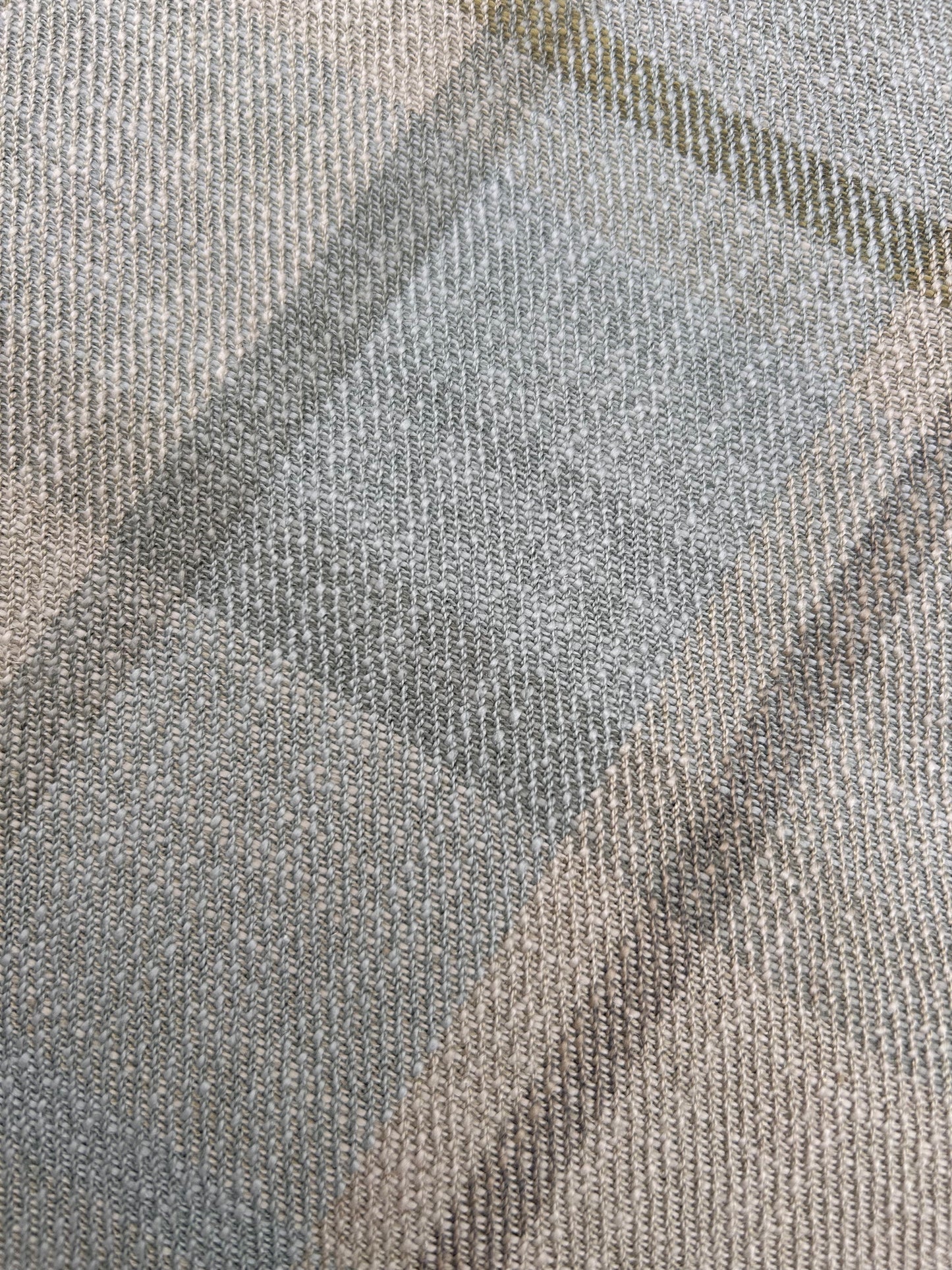 CHECKED LINEN