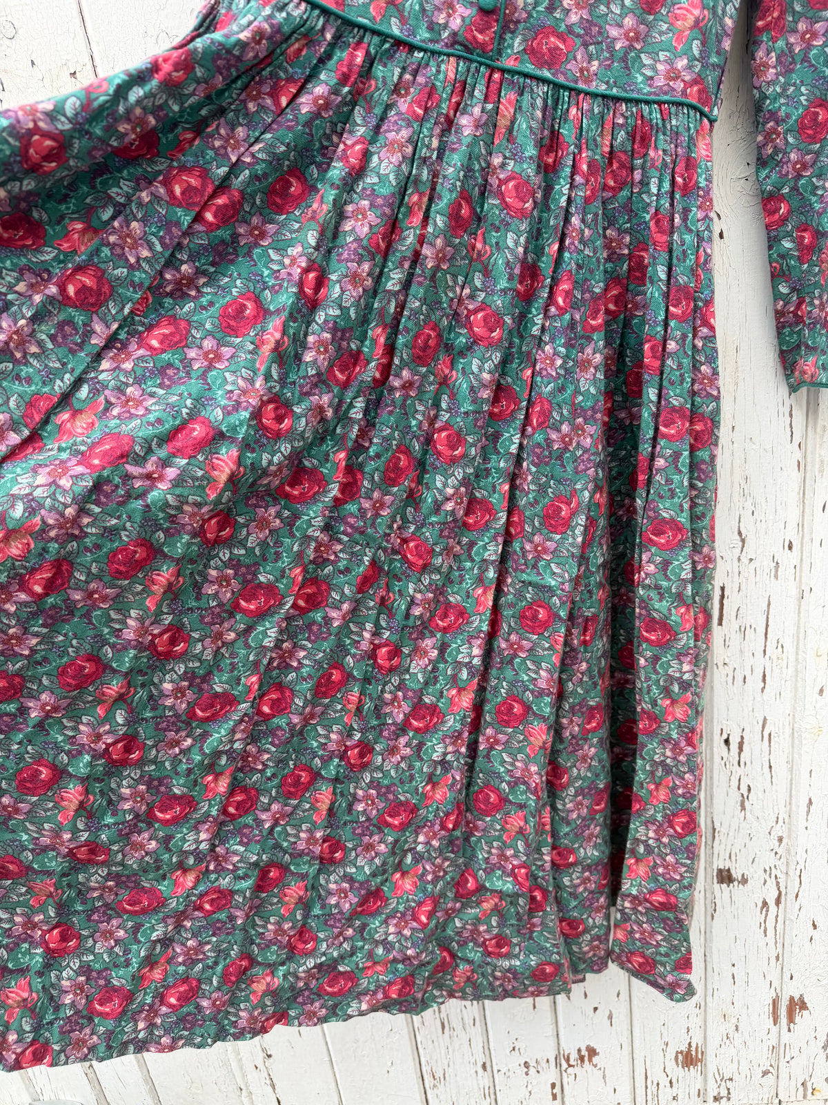 VINTAGE LAURA ASHLEY