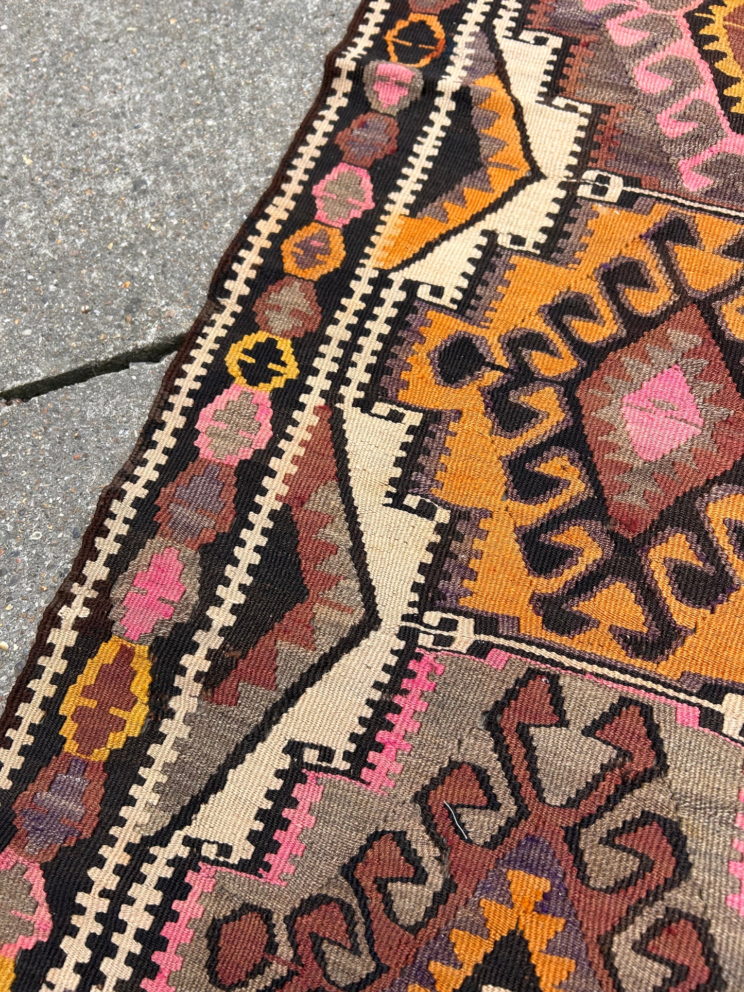 RUNNER KILIM