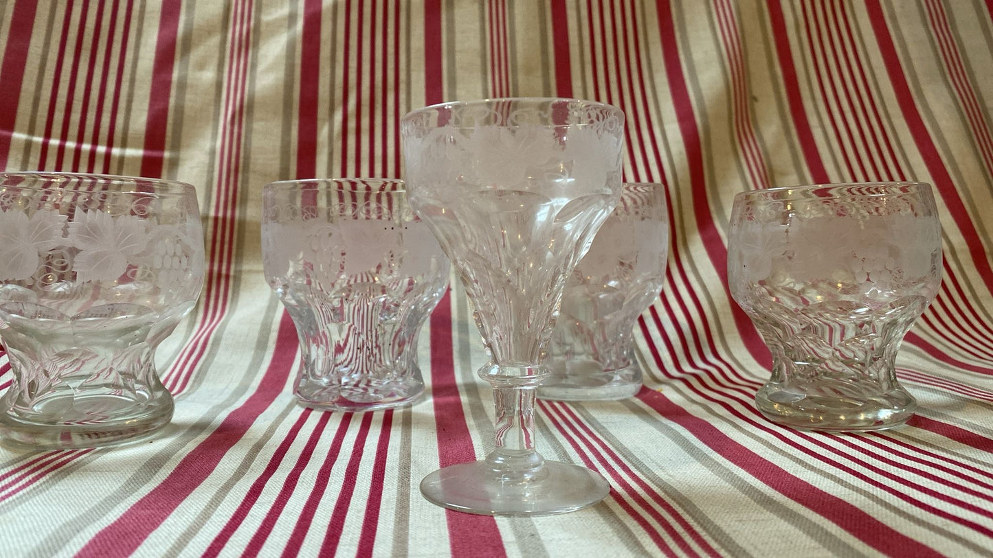 ANTIQUE GLASSES