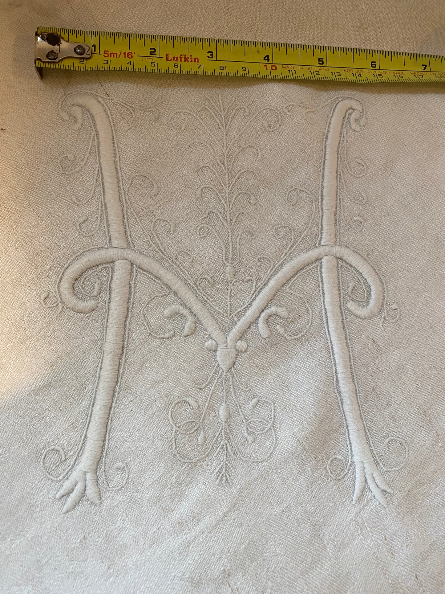 LINEN TABLECLOTH