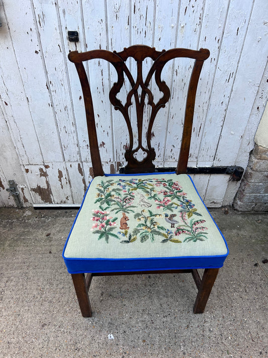 TAPESTRY CHAIR