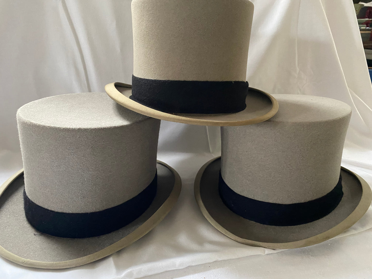 TOP HATS