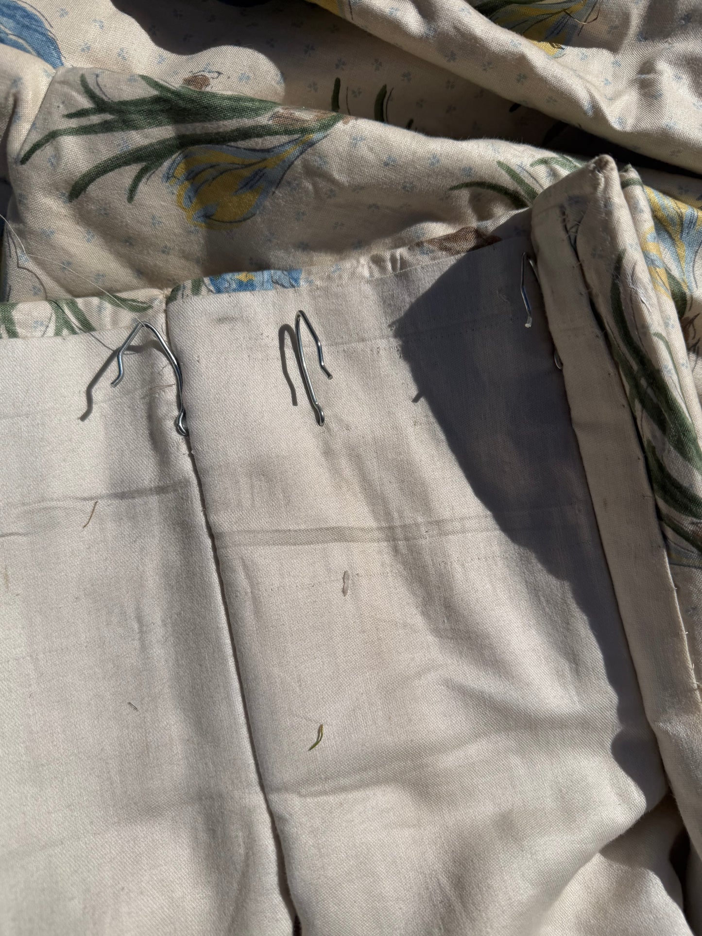 SINGLE CURTAIN