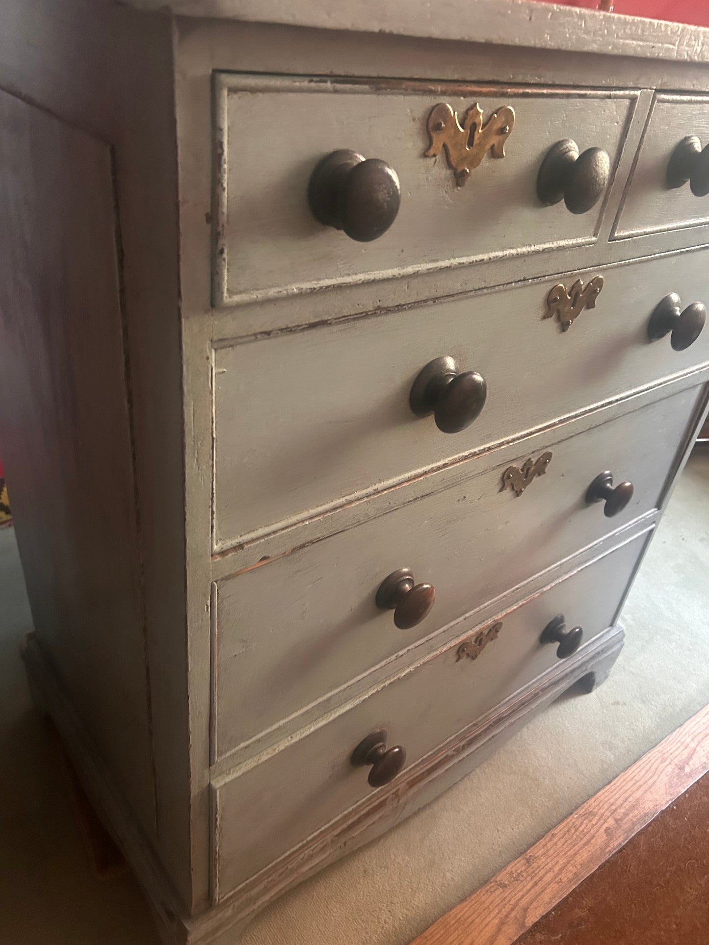 BLUE CHEST OF DRAWERS
