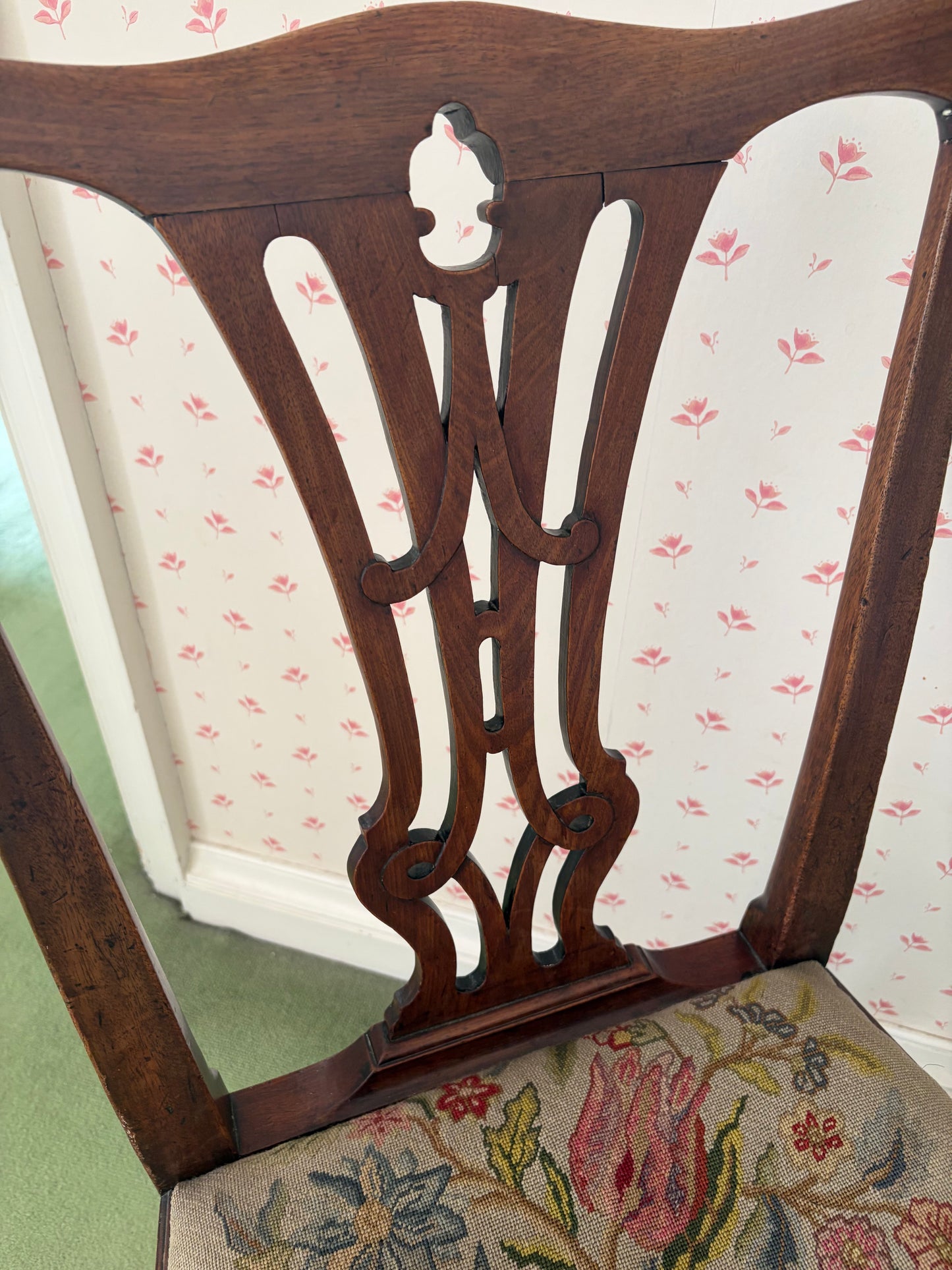 TAPESTRY SEAT CHAIR