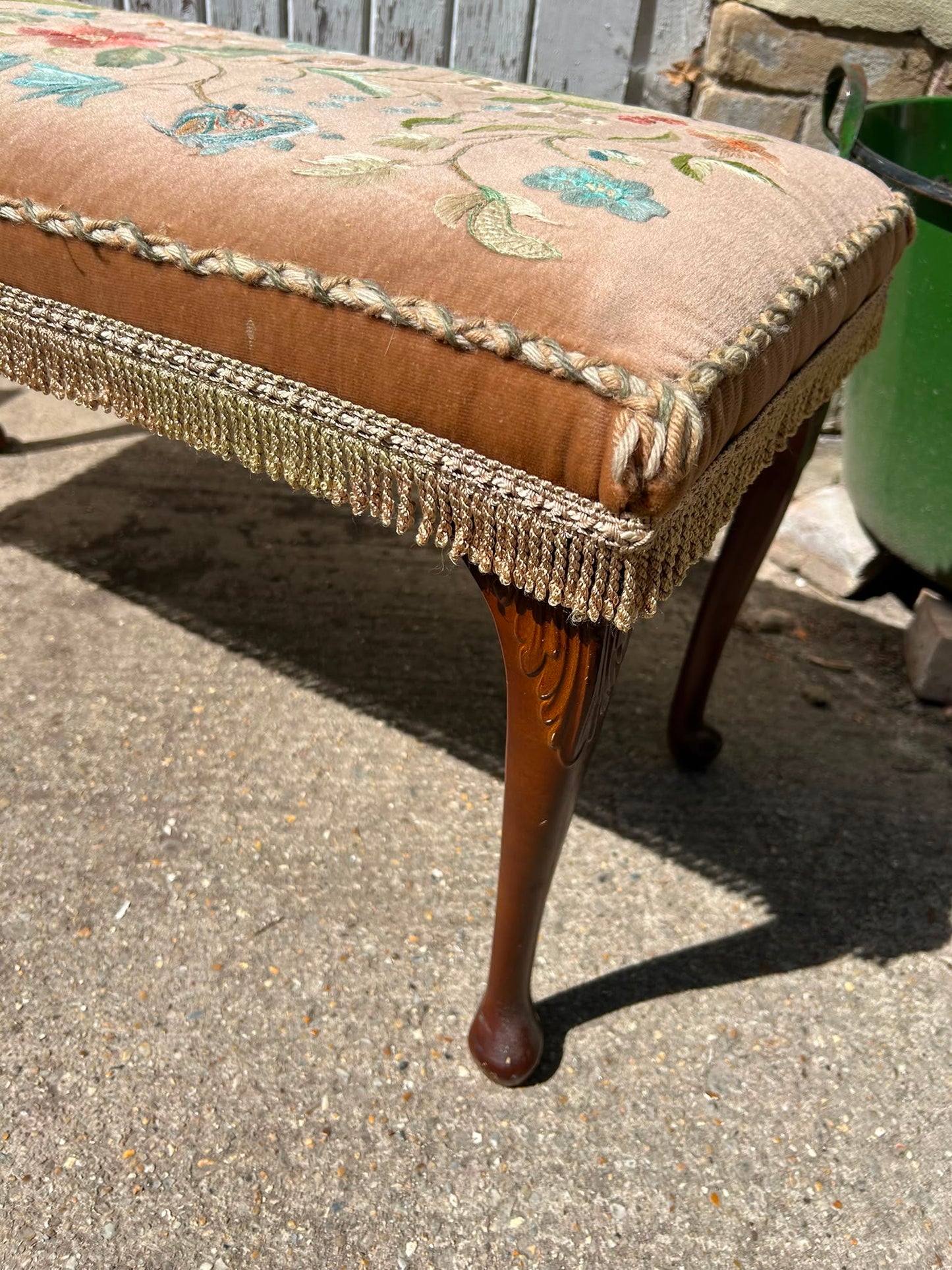 FOOTSTOOL