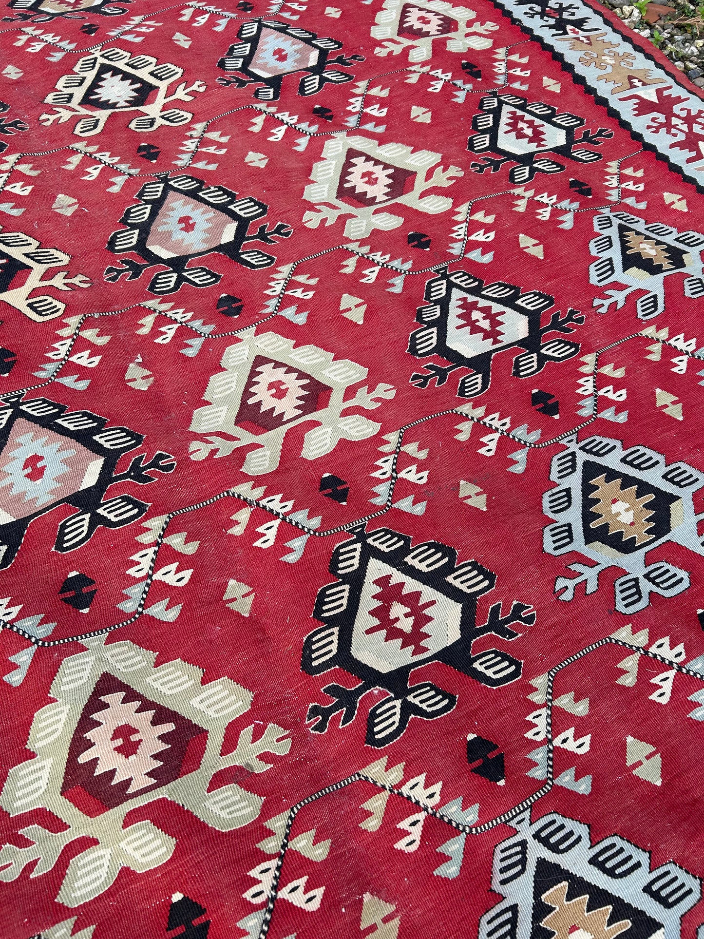 LARGE KILIM
