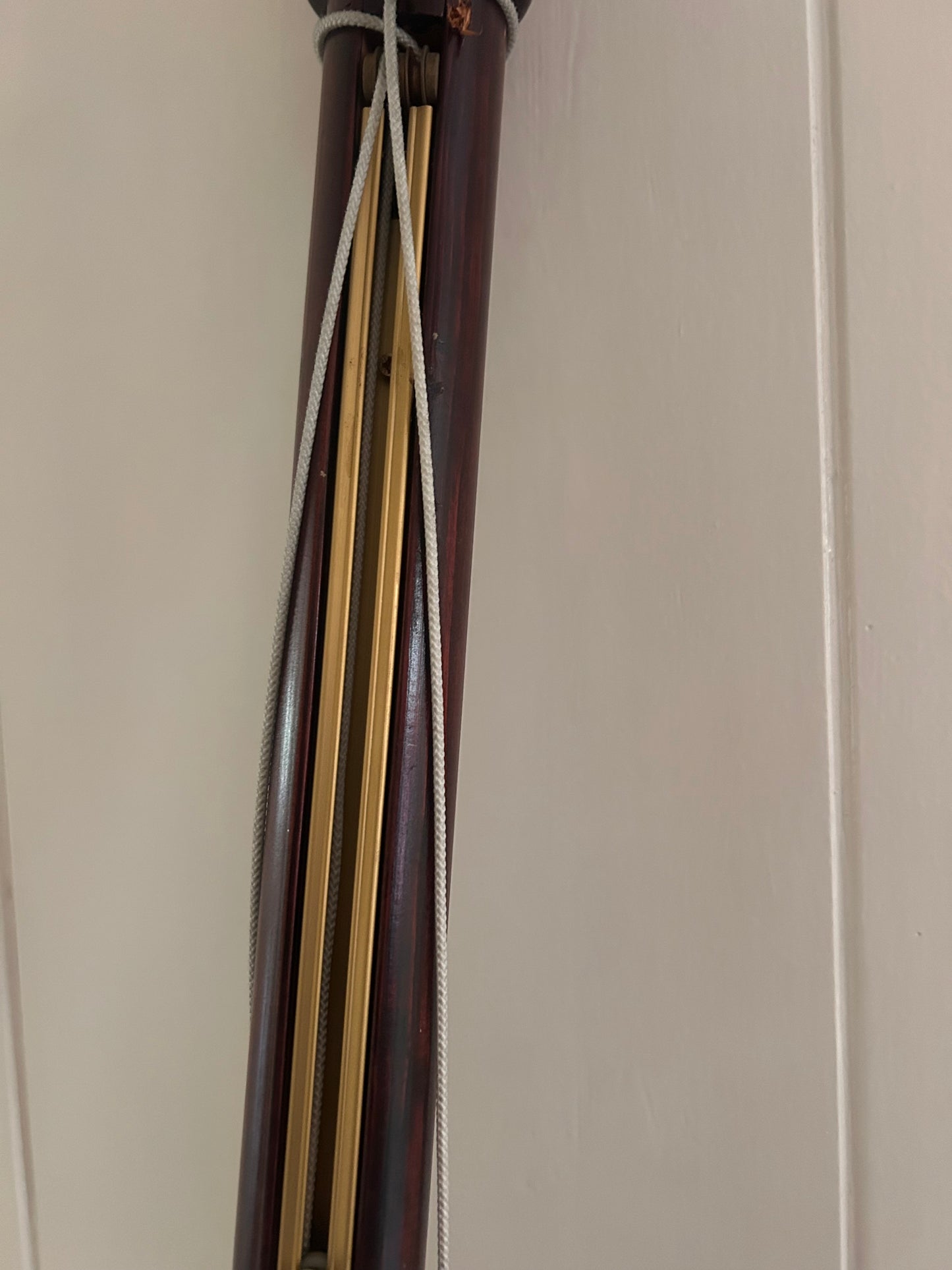 CURTAIN POLE