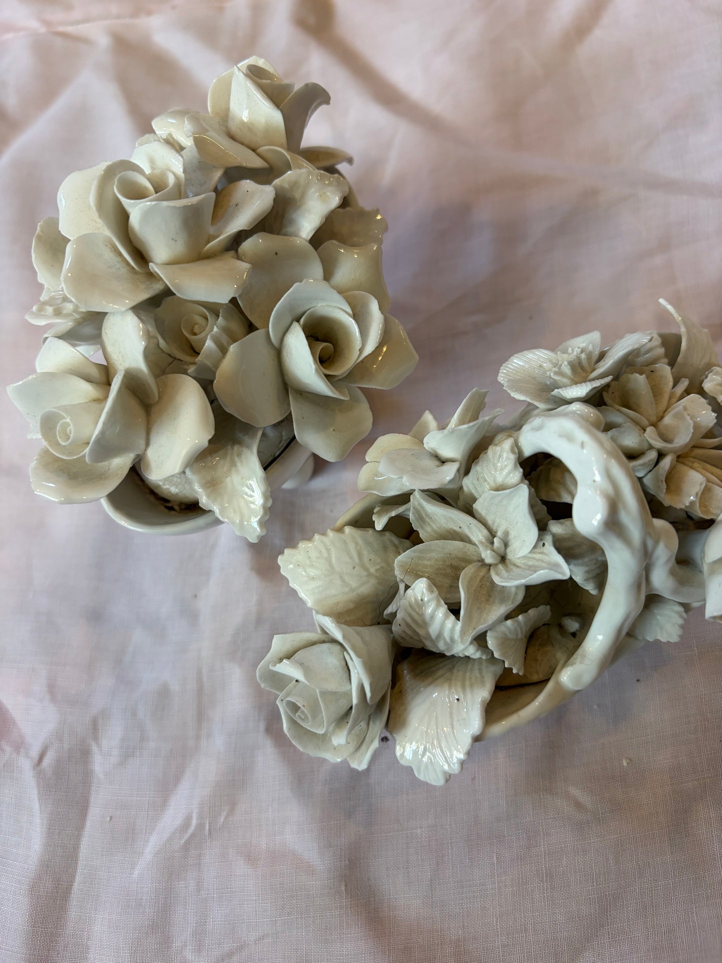 DECORATIVE FLOWER BASKETS