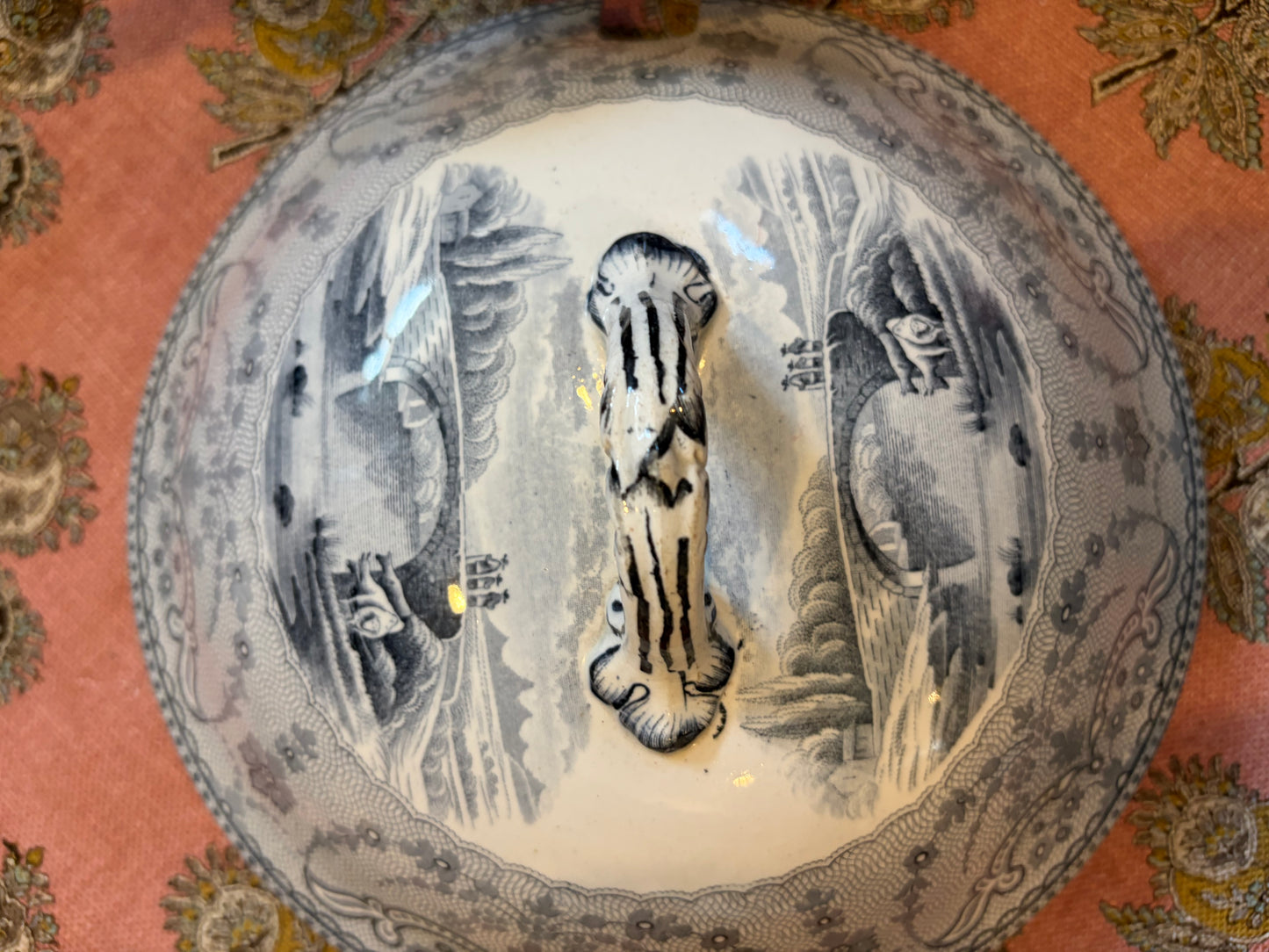 TUREEN DISH