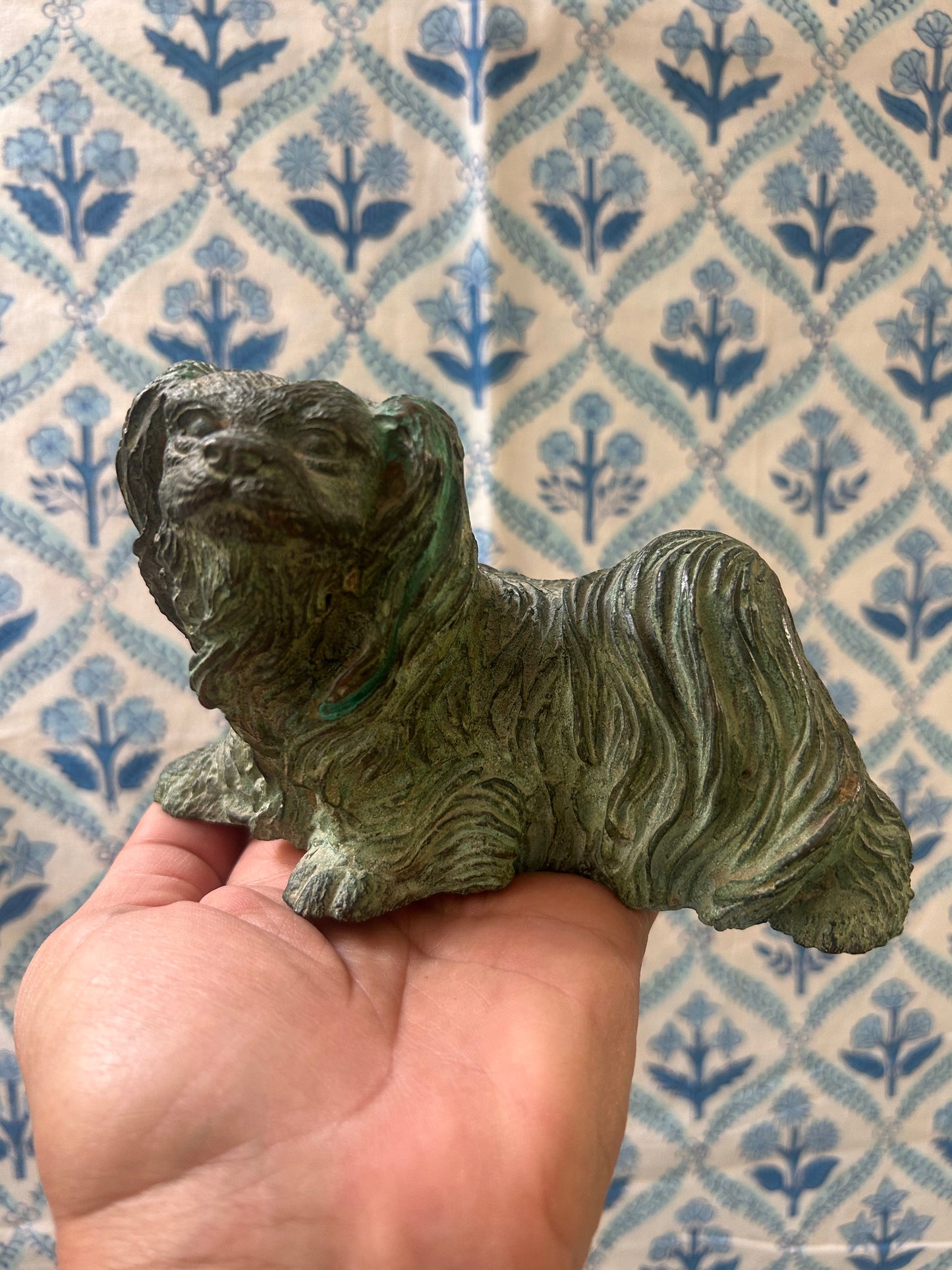 BRONZE OF A DOG
