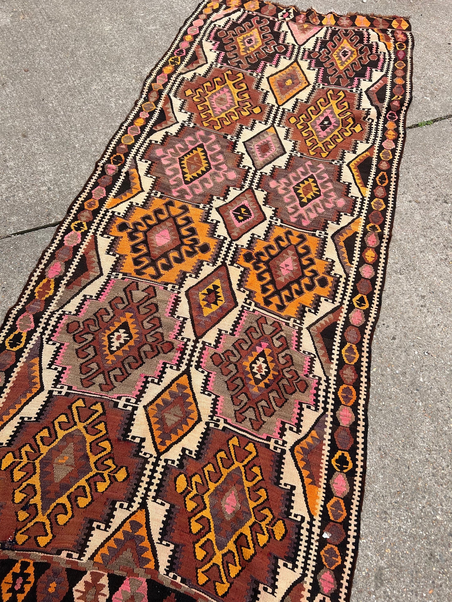 RUNNER KILIM
