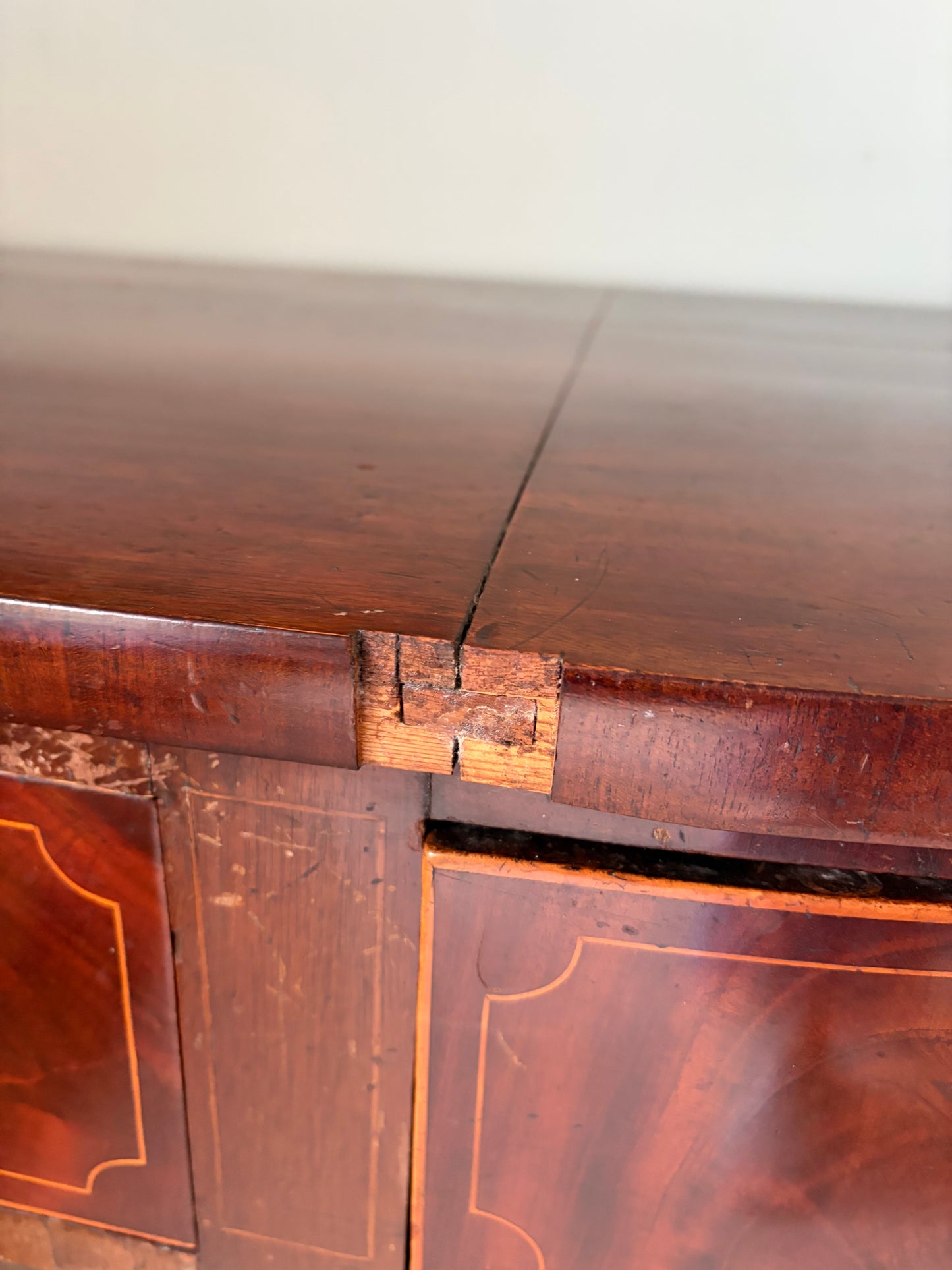 SIDEBOARD