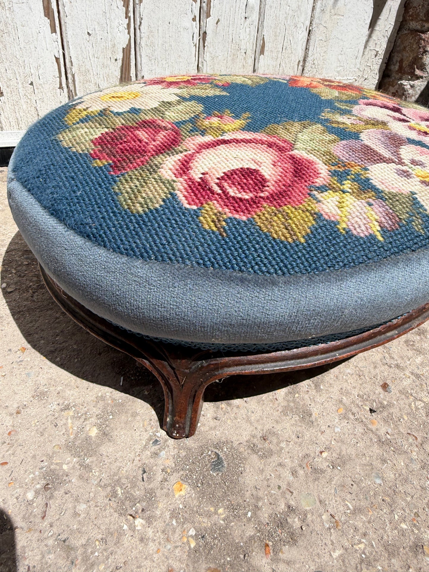 FOOTSTOOL