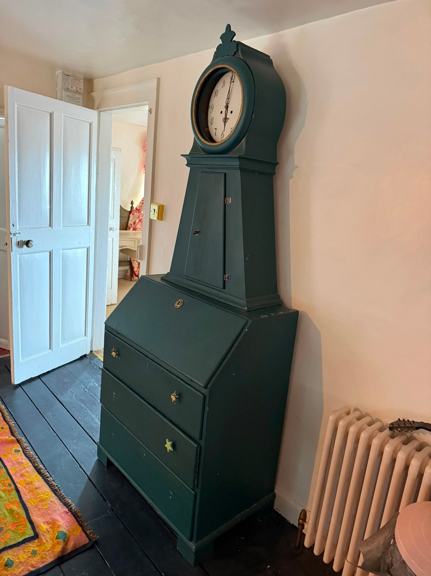 DESK/ CLOCK
