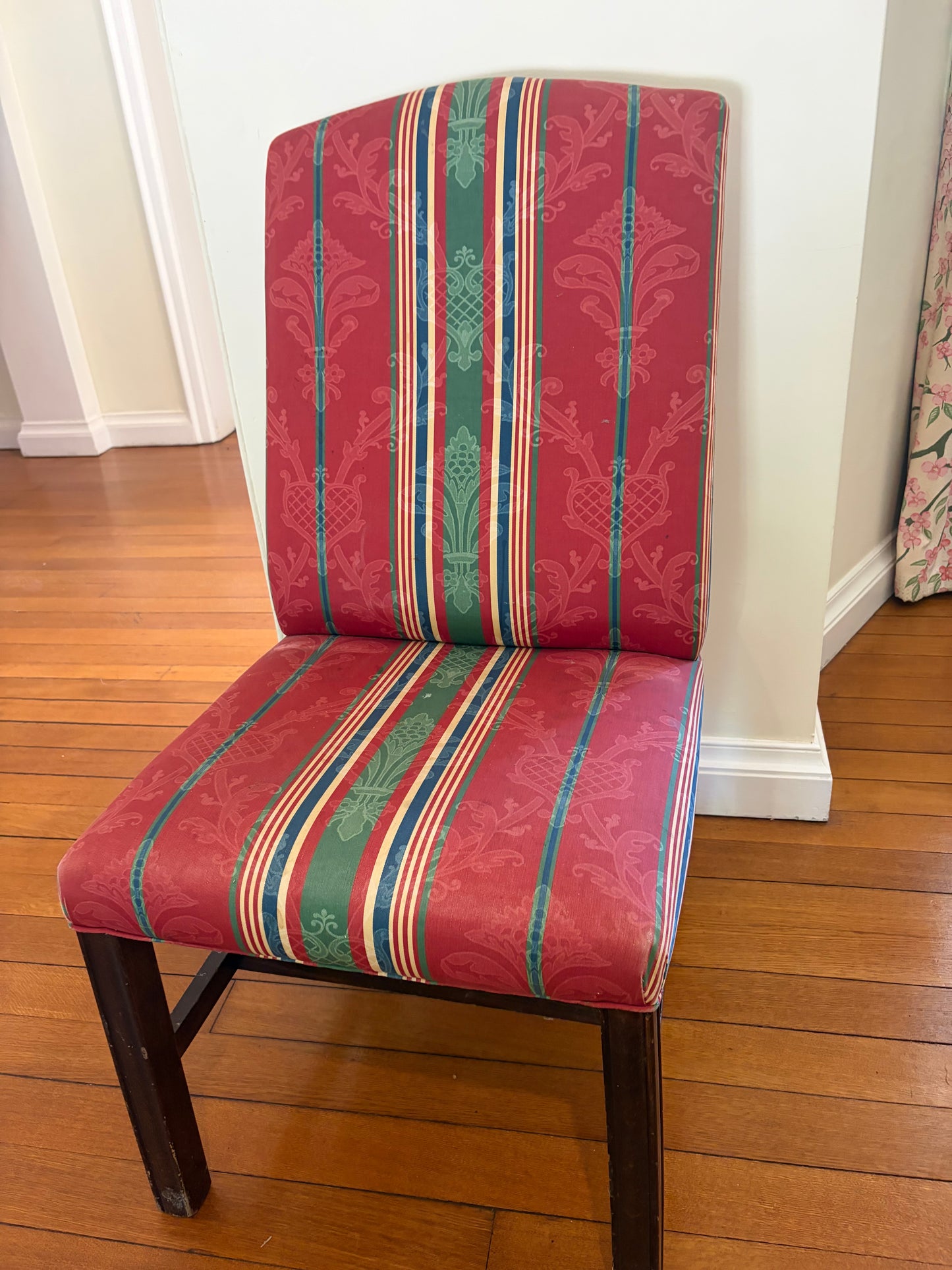 HALL CHAIR